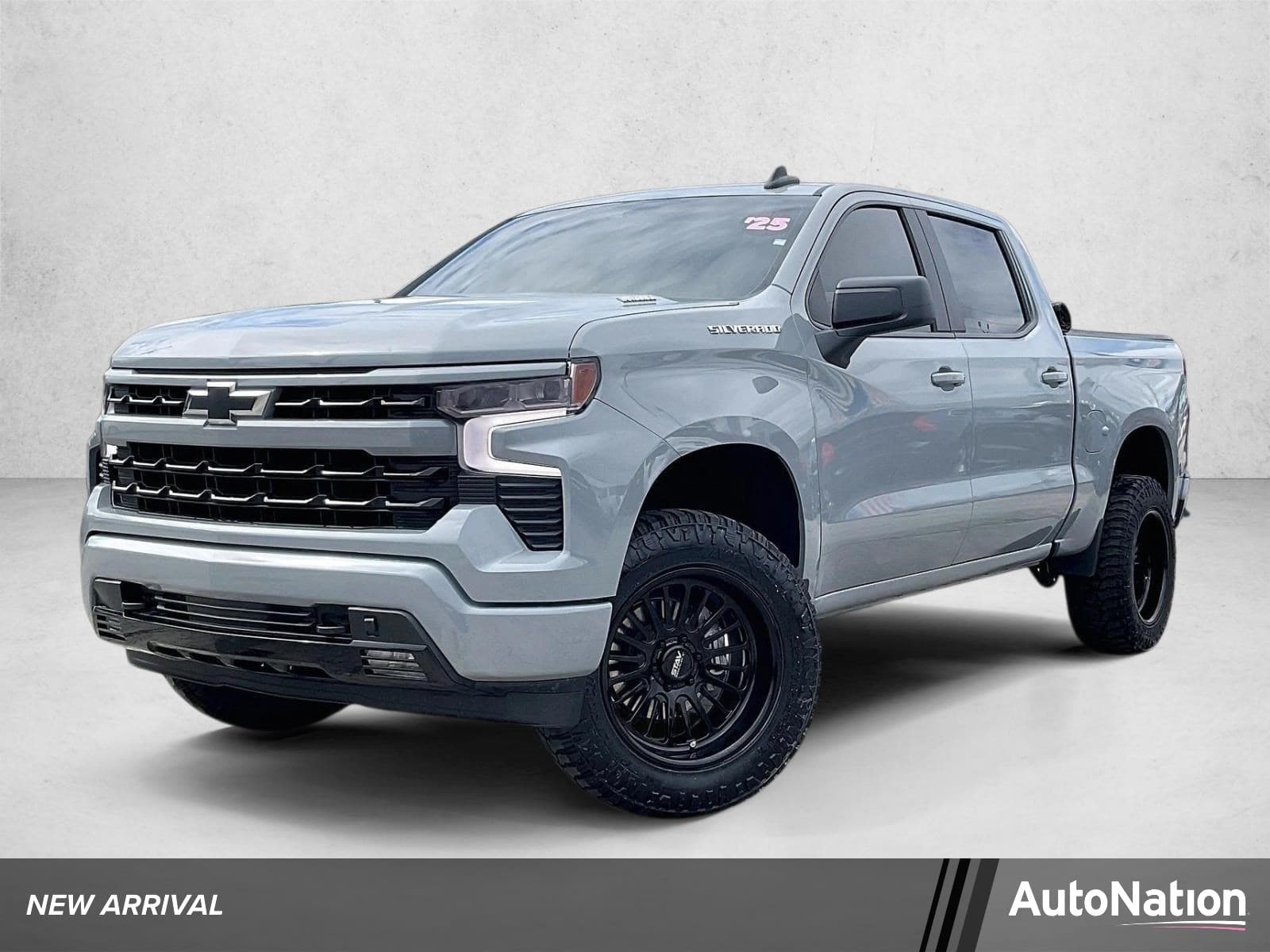 2025 Chevrolet Silverado 1500 RST — photo 1 of 30