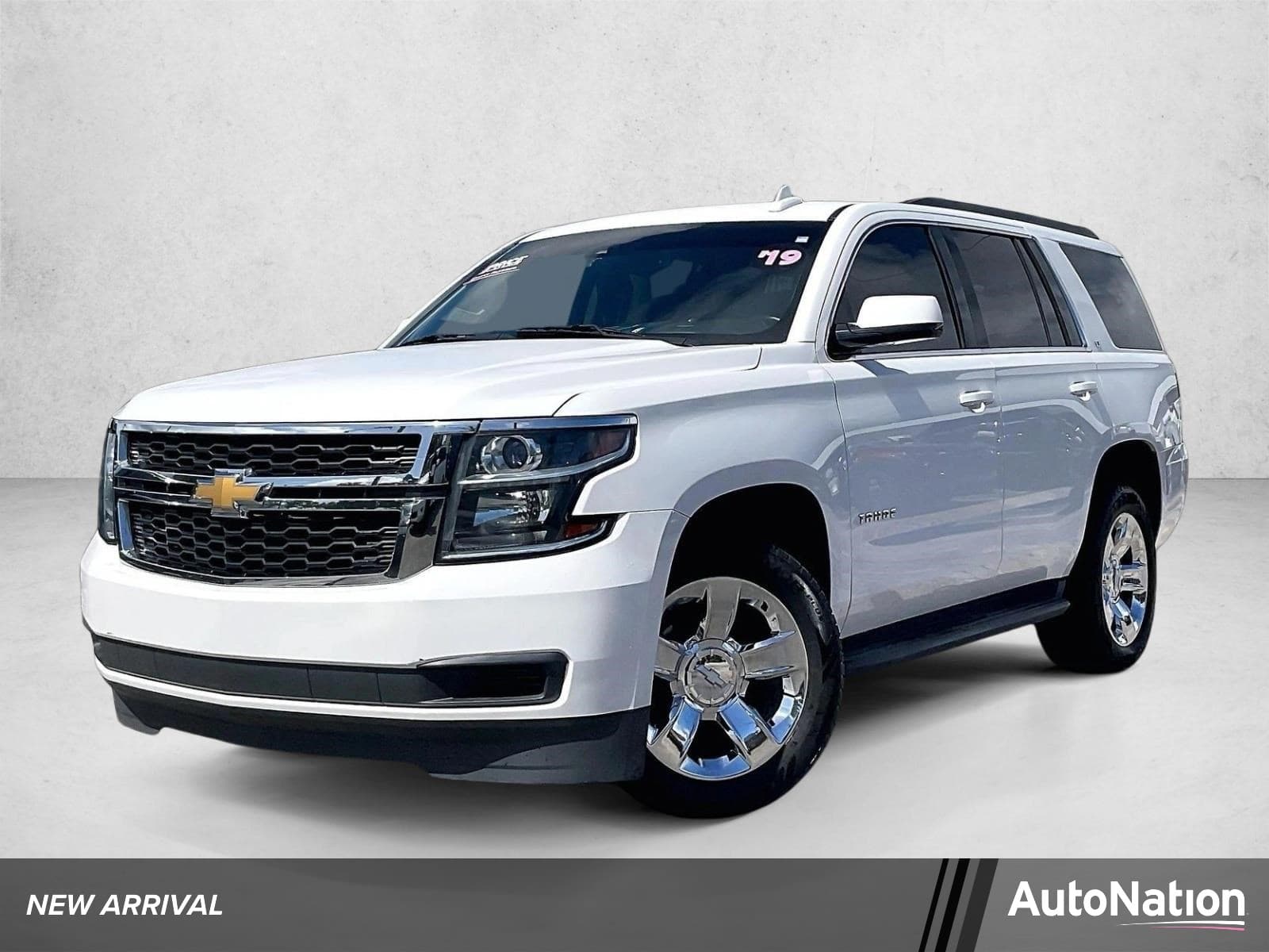 2017 Chevrolet Tahoe LT — photo 1 of 30