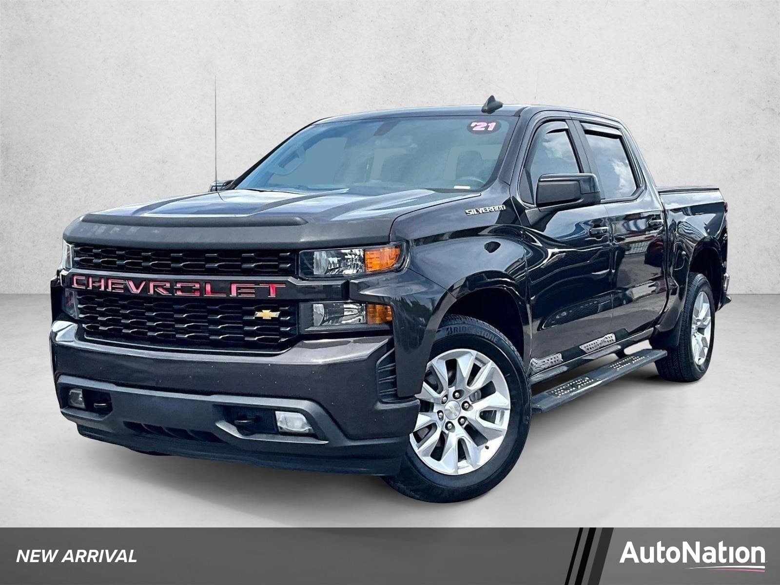 2021 Chevrolet Silverado 1500 Custom — photo 1 of 30