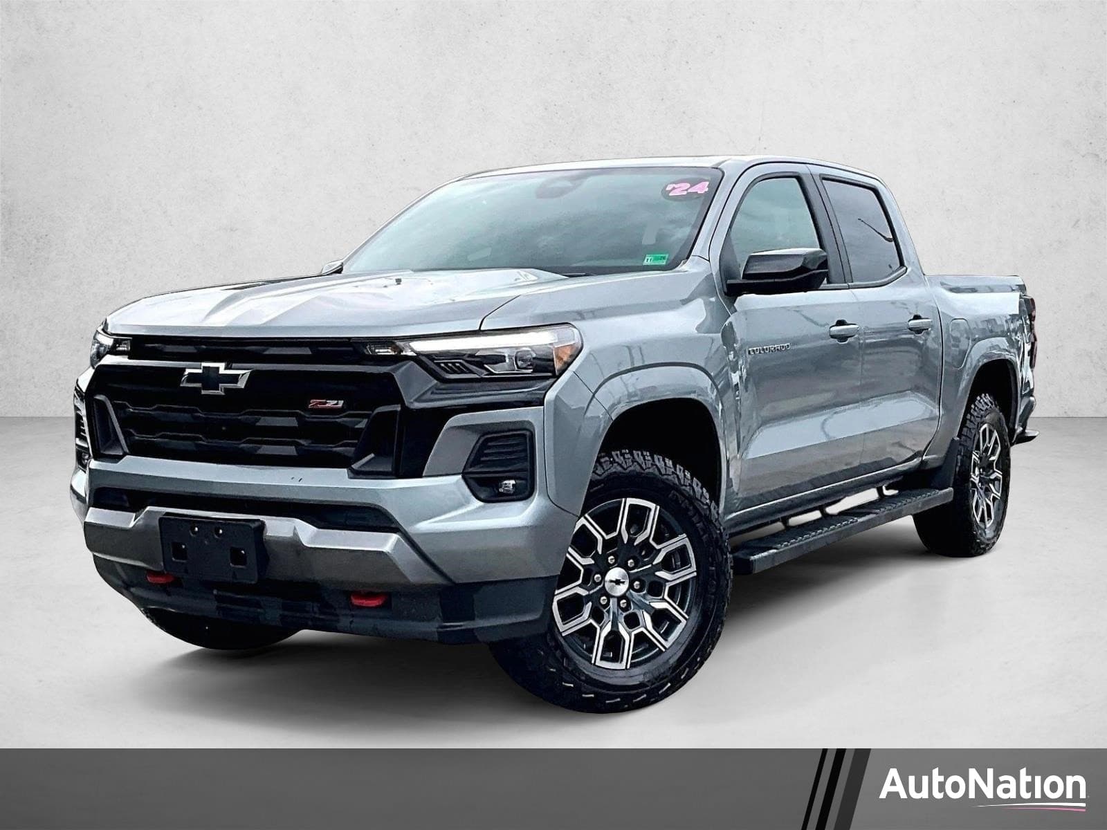 2024 Chevrolet Colorado 4WD Z71 — photo 1 of 30