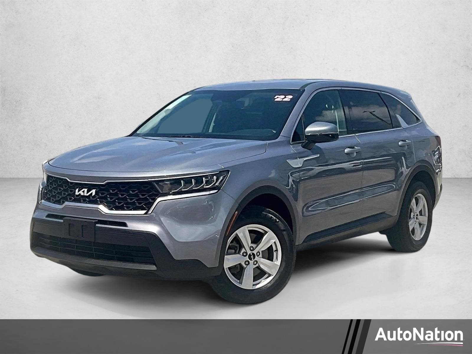 2022 Kia Sorento LX — photo 1 of 30