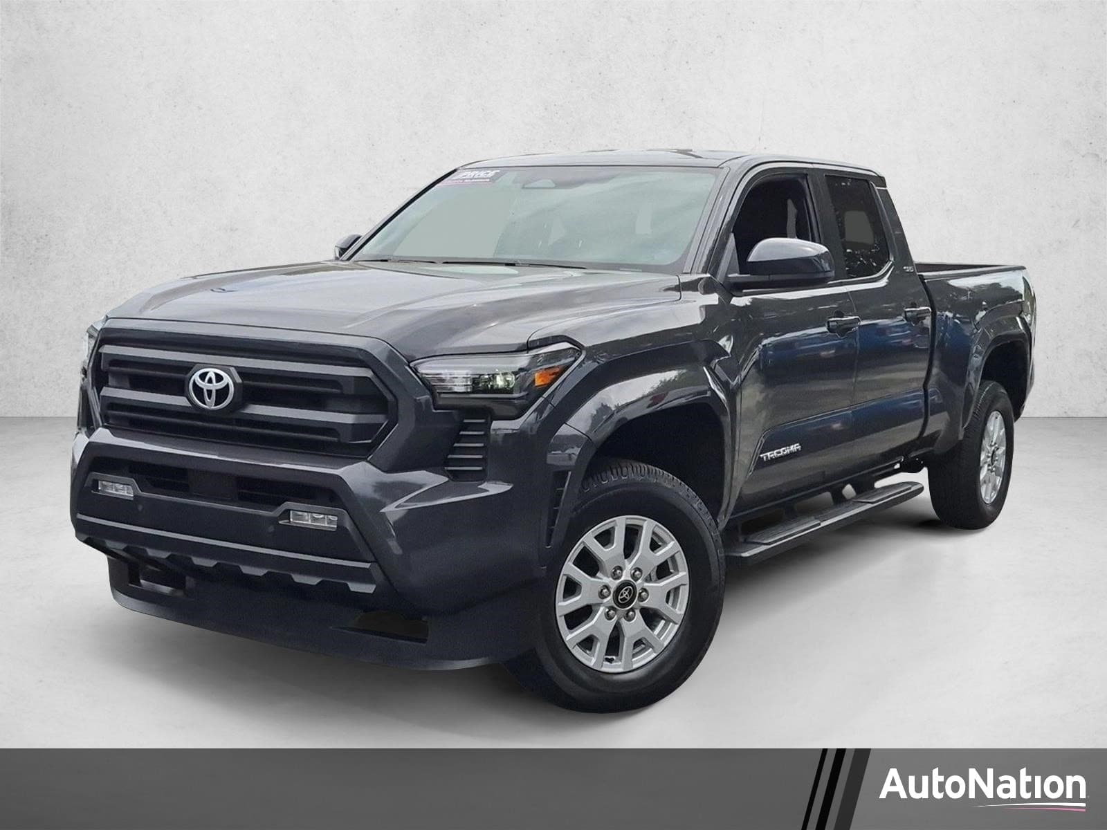 2024 Toyota Tacoma SR5 — photo 1 of 22