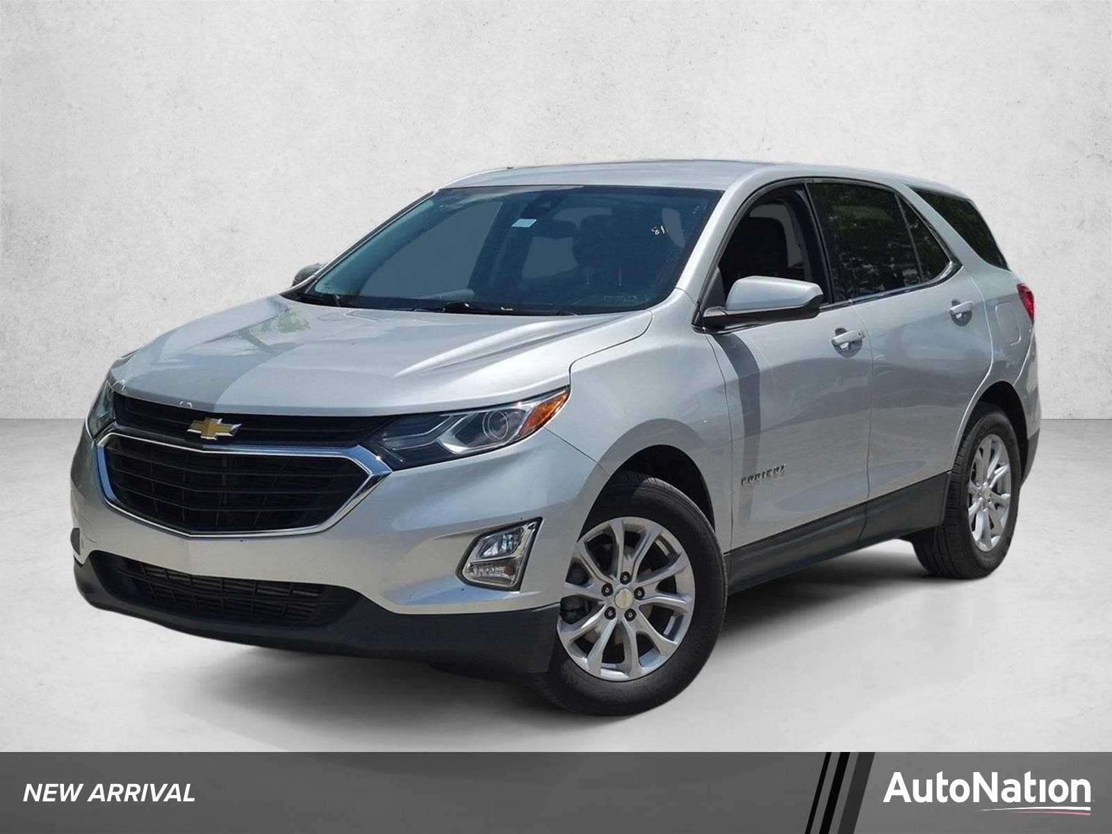 2020 Chevrolet Equinox LT — photo 1 of 15