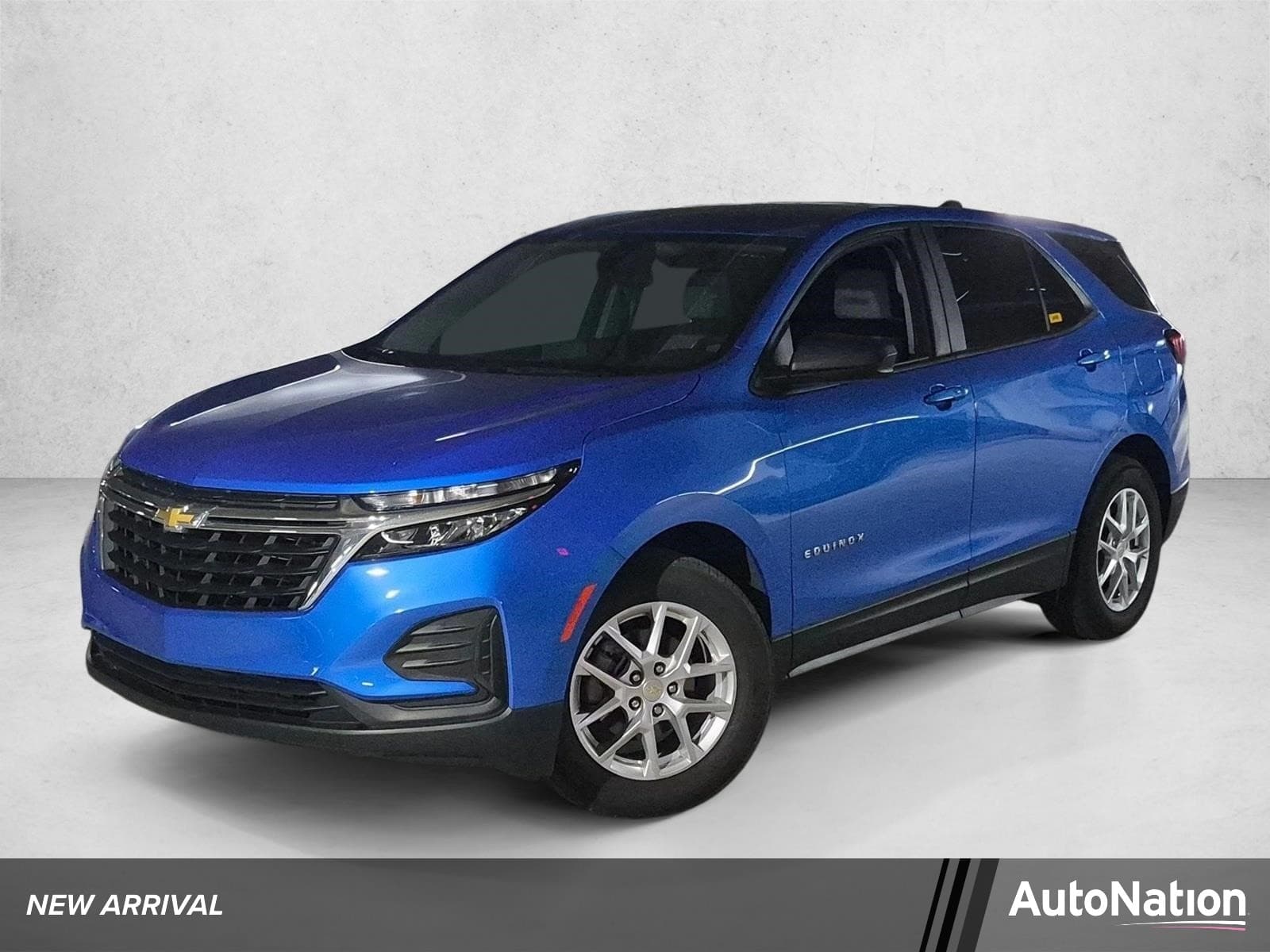 2024 Chevrolet Equinox LS — photo 1 of 21