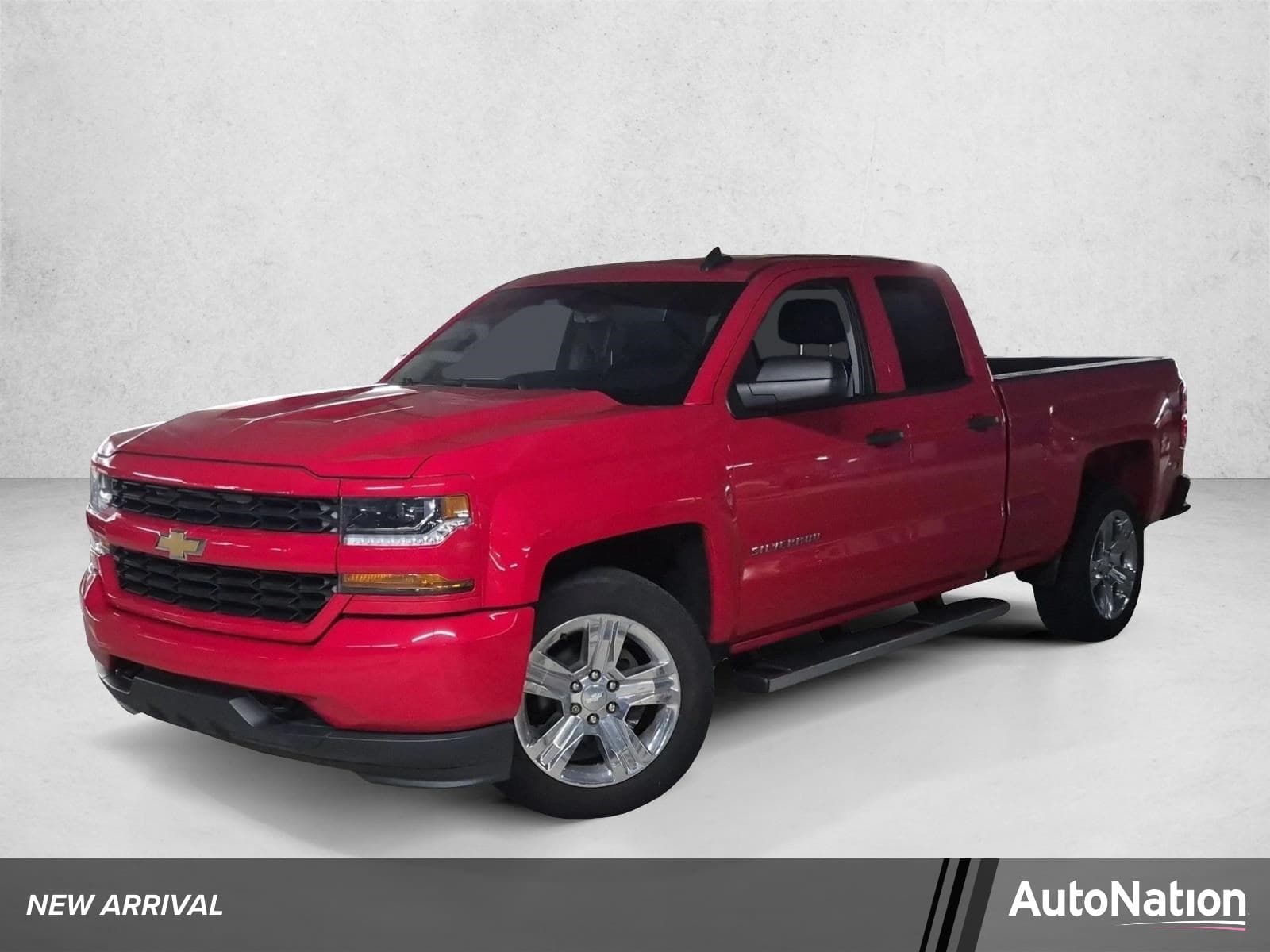 2017 Chevrolet Silverado 1500 Custom — photo 1 of 16