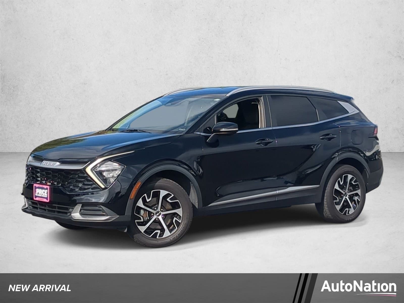 2023 Kia Sportage EX — photo 1 of 24