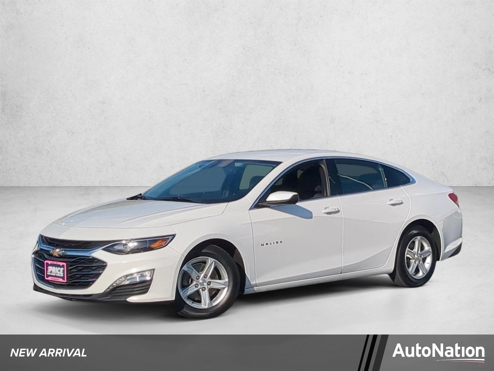 2023 Chevrolet Malibu LT — photo 1 of 27