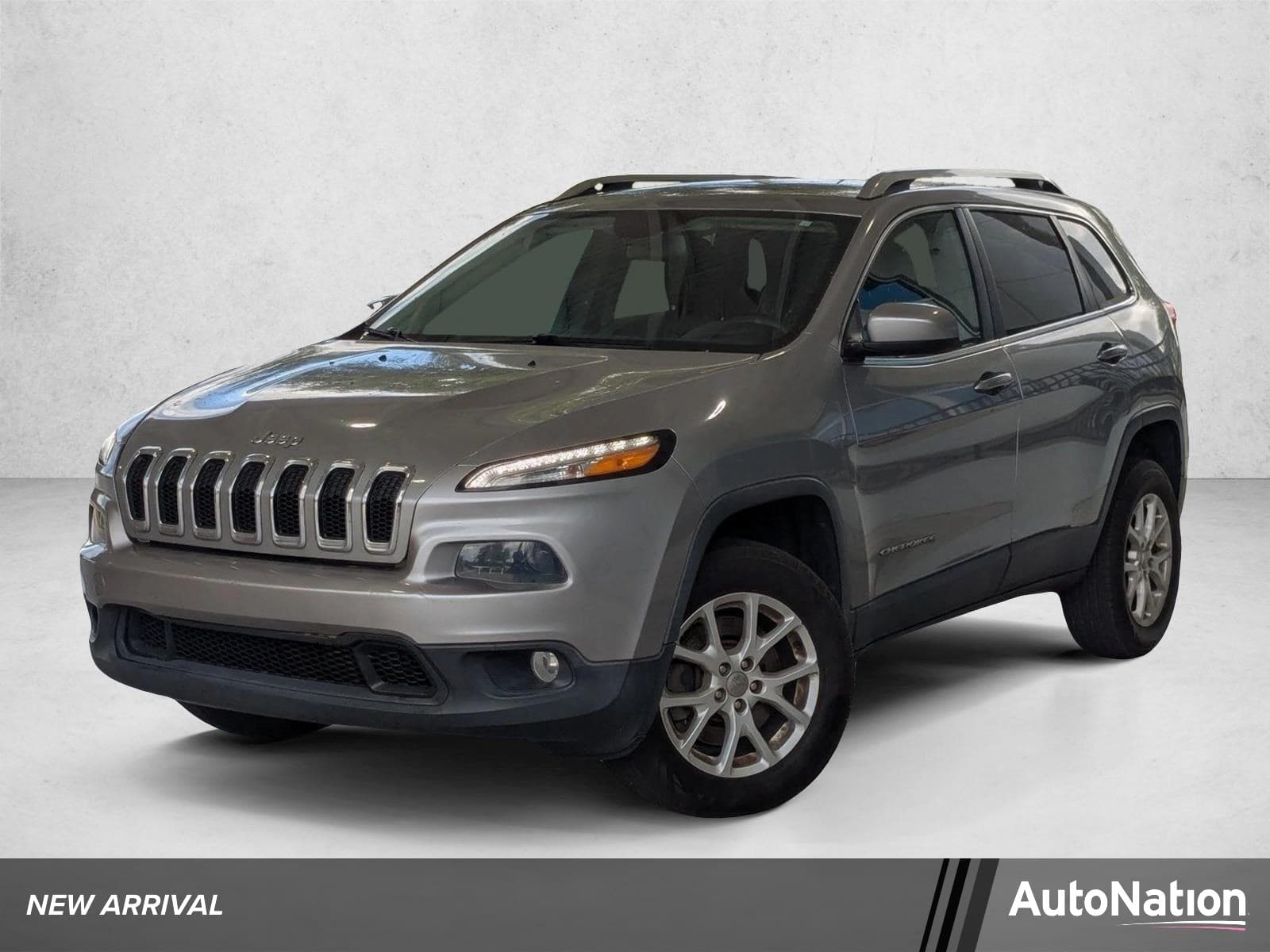 2014 Jeep Cherokee Latitude — photo 1 of 15