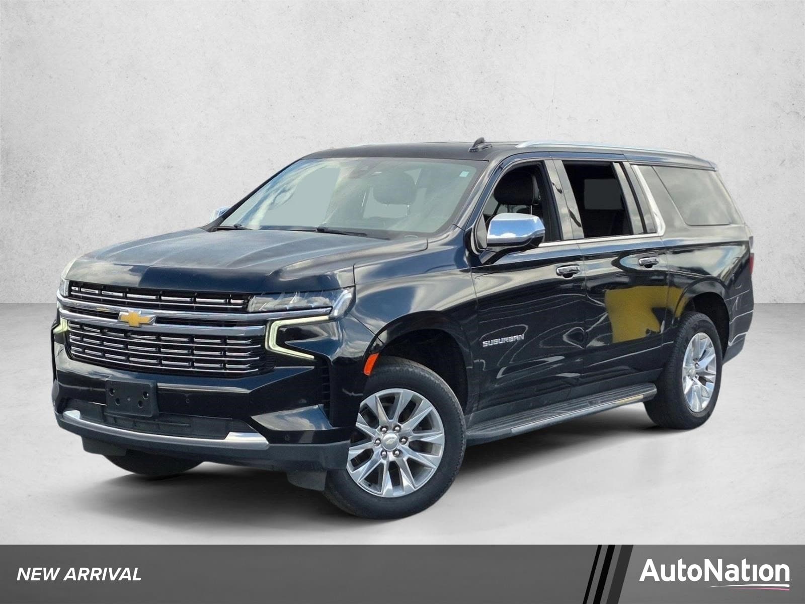 2022 Chevrolet Suburban Premier — photo 1 of 15