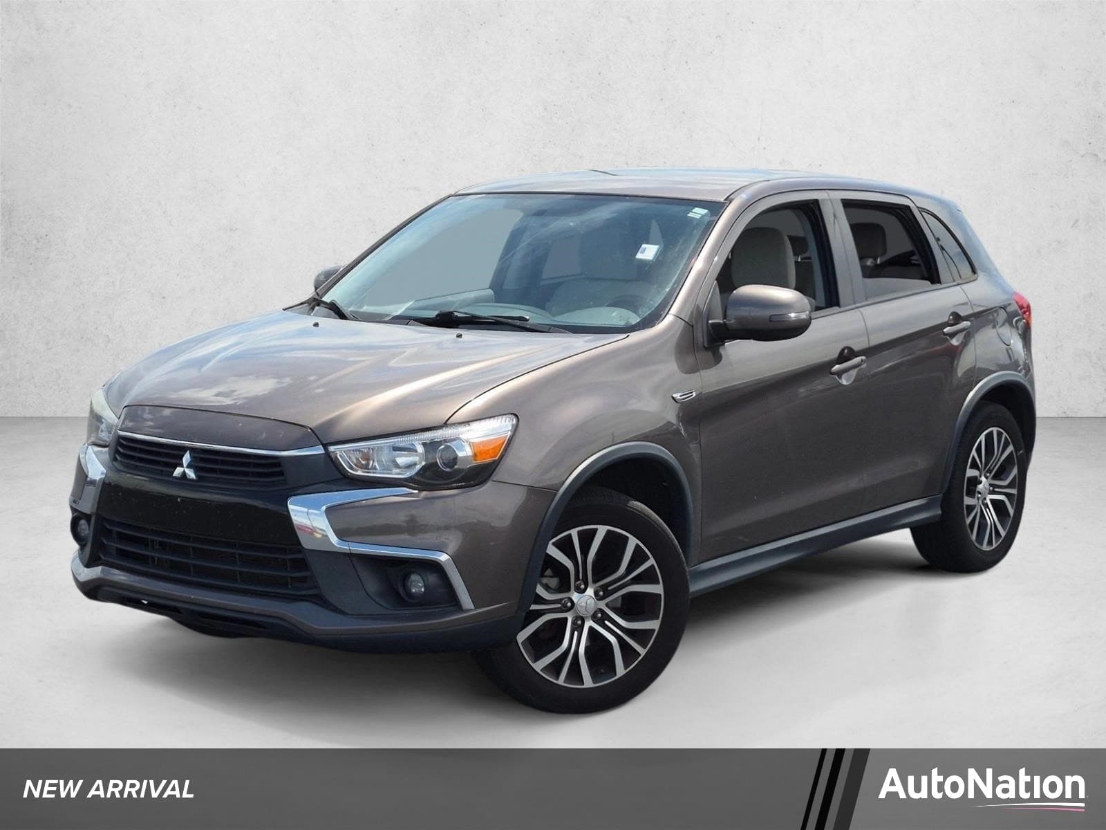 2016 Mitsubishi Outlander Sport 2.4 ES — photo 1 of 15