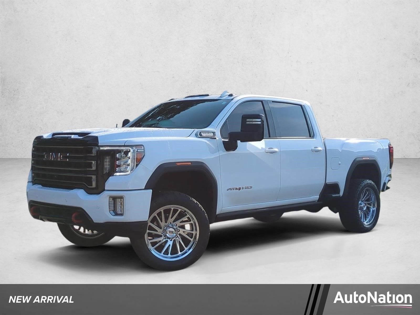 2021 GMC Sierra 2500HD AT4 — photo 1 of 29