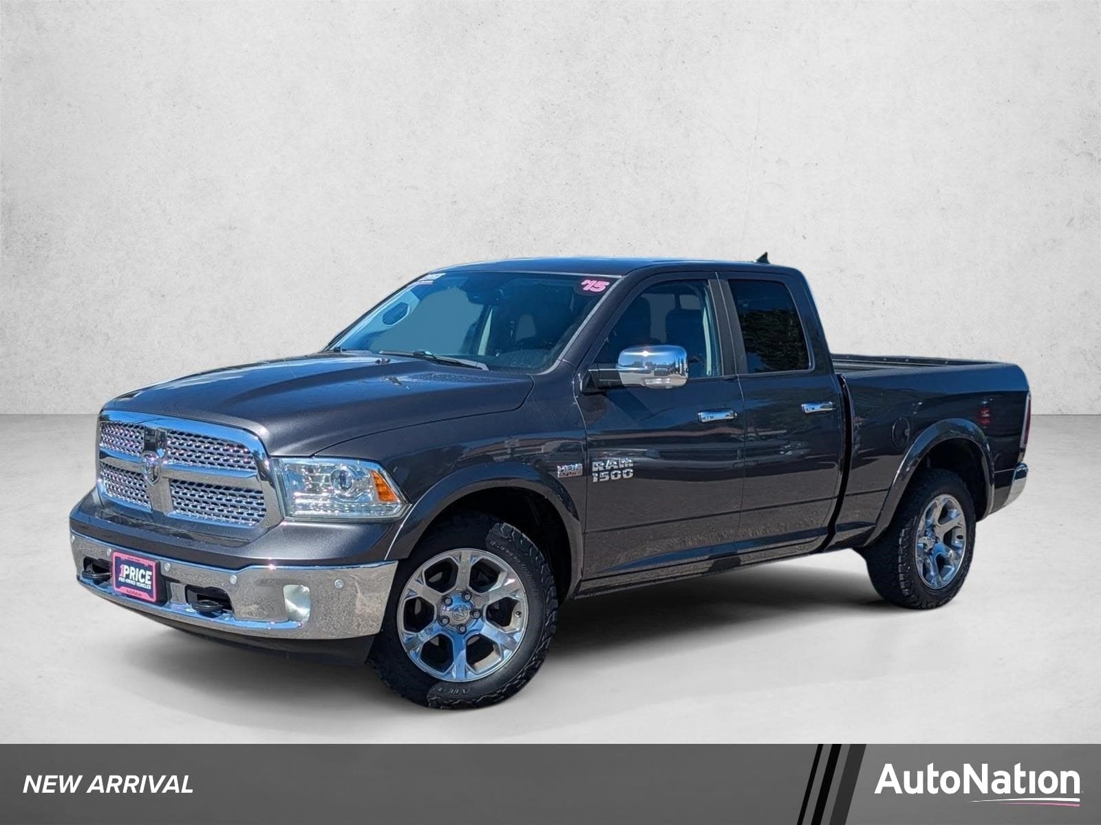 2015 RAM 1500 Laramie — photo 1 of 22