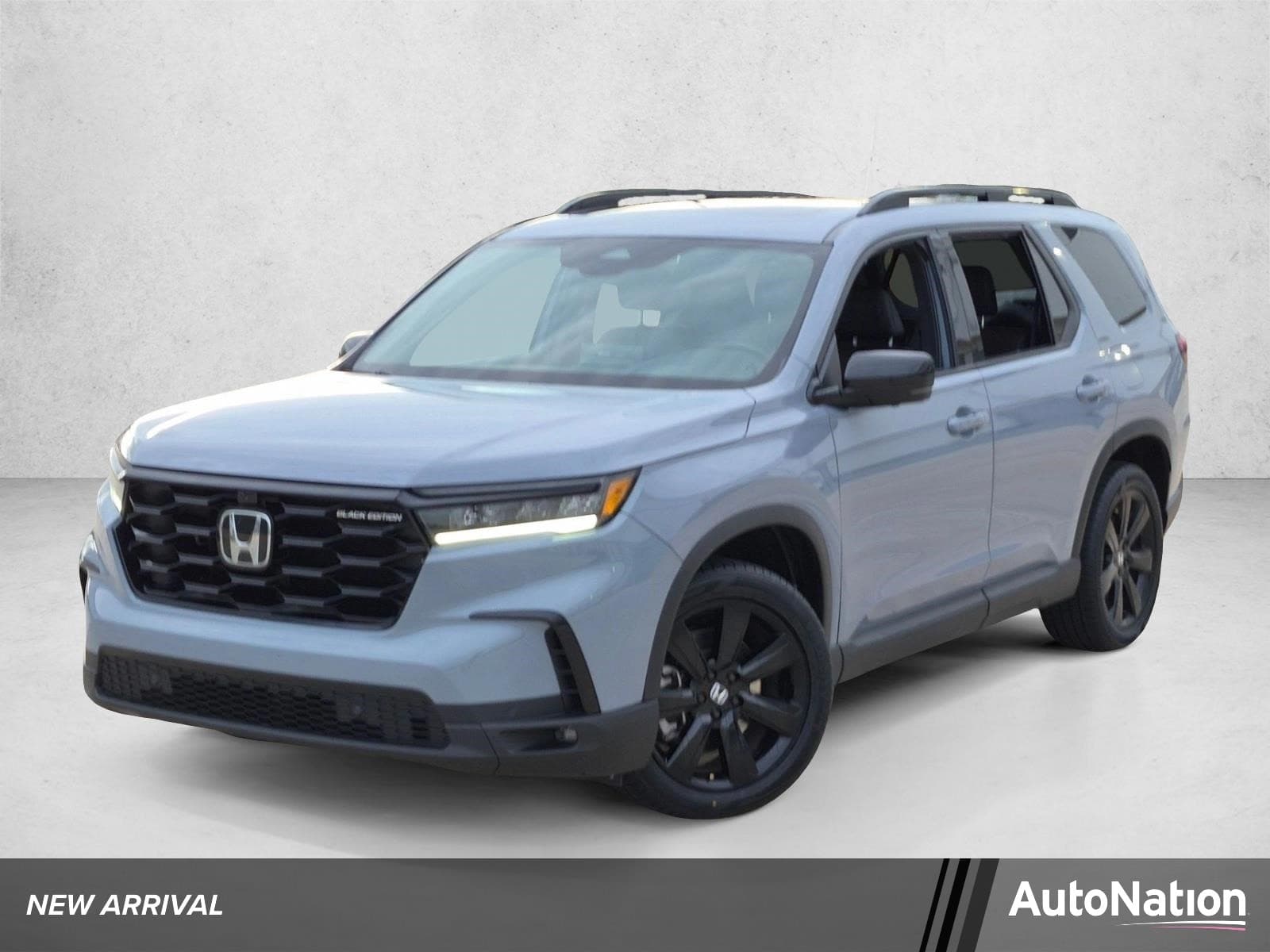 2025 Honda Pilot Black Edition — photo 1 of 24