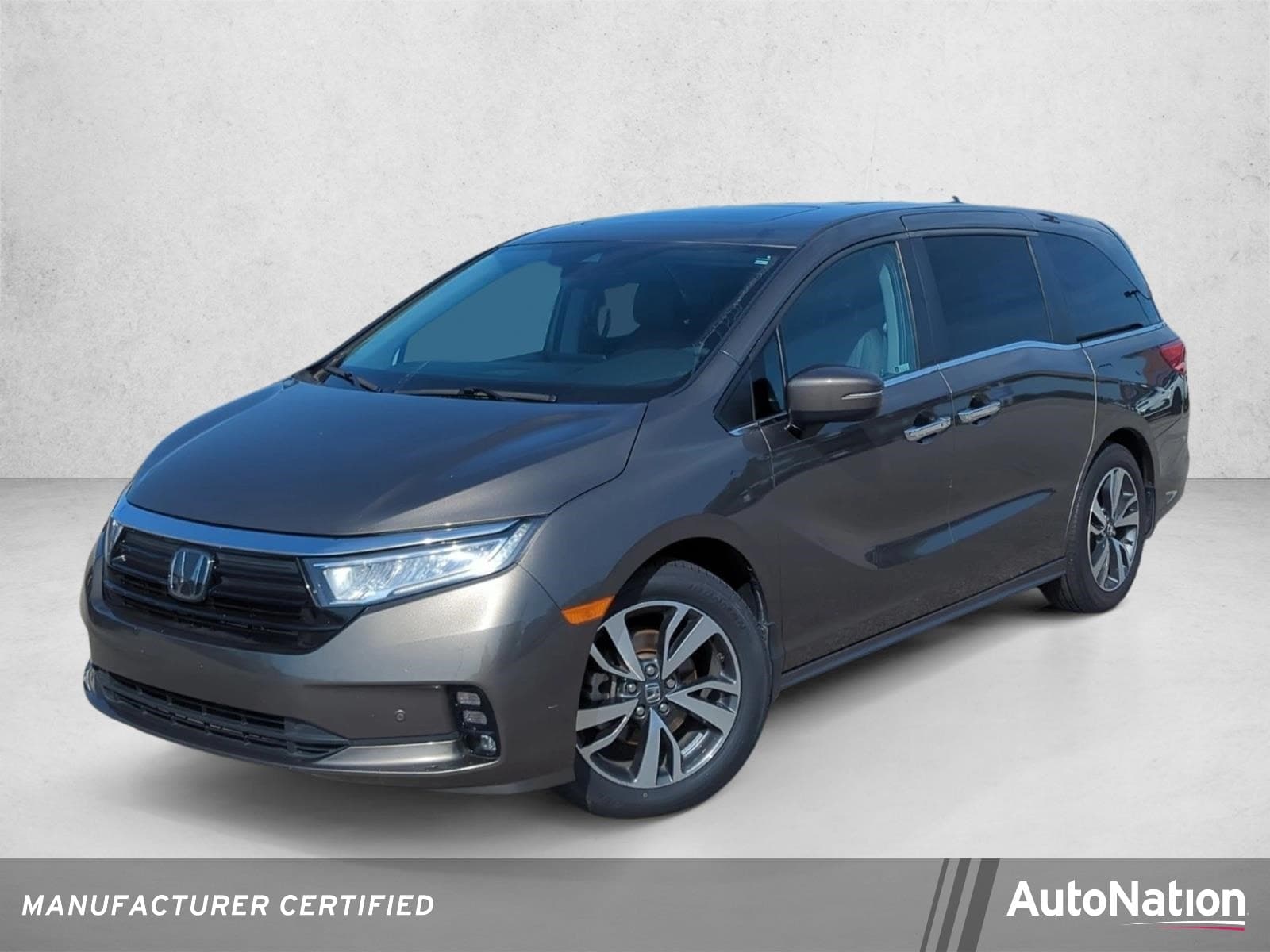 2023 Honda Odyssey Touring — photo 1 of 27