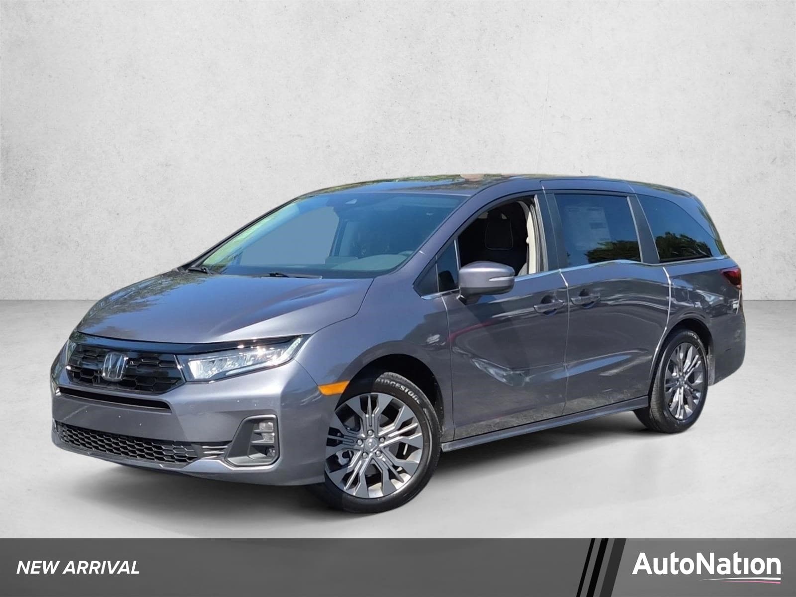 2026 Honda Odyssey Touring — photo 1 of 27