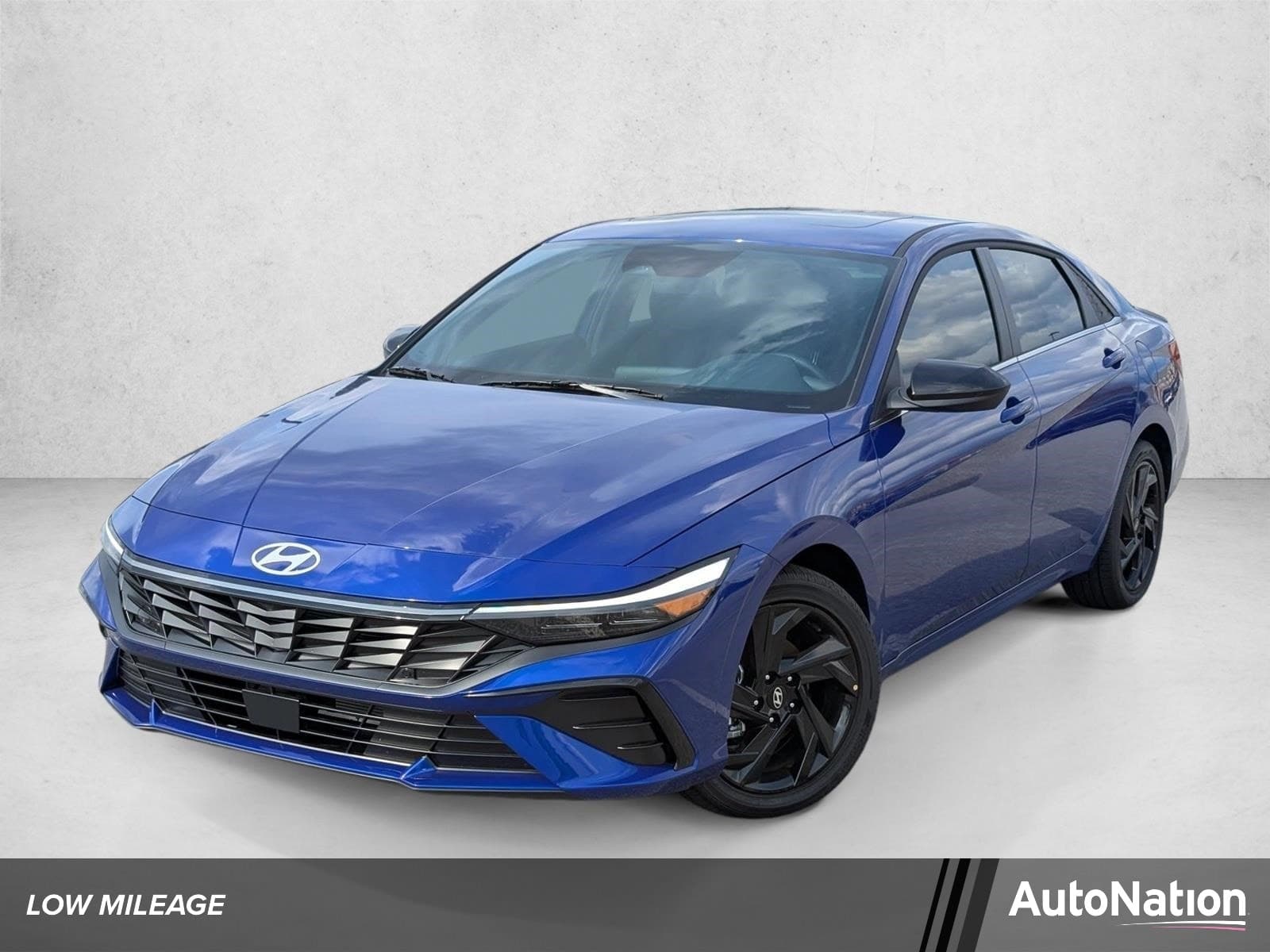 2026 Hyundai Elantra SEL Sport Premium — photo 1 of 30