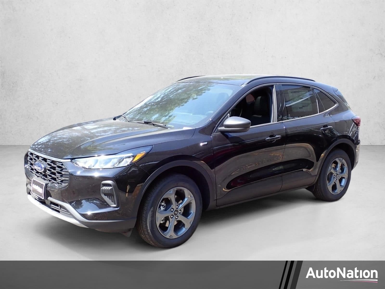 2026 Ford Escape ST-Line — photo 1 of 26