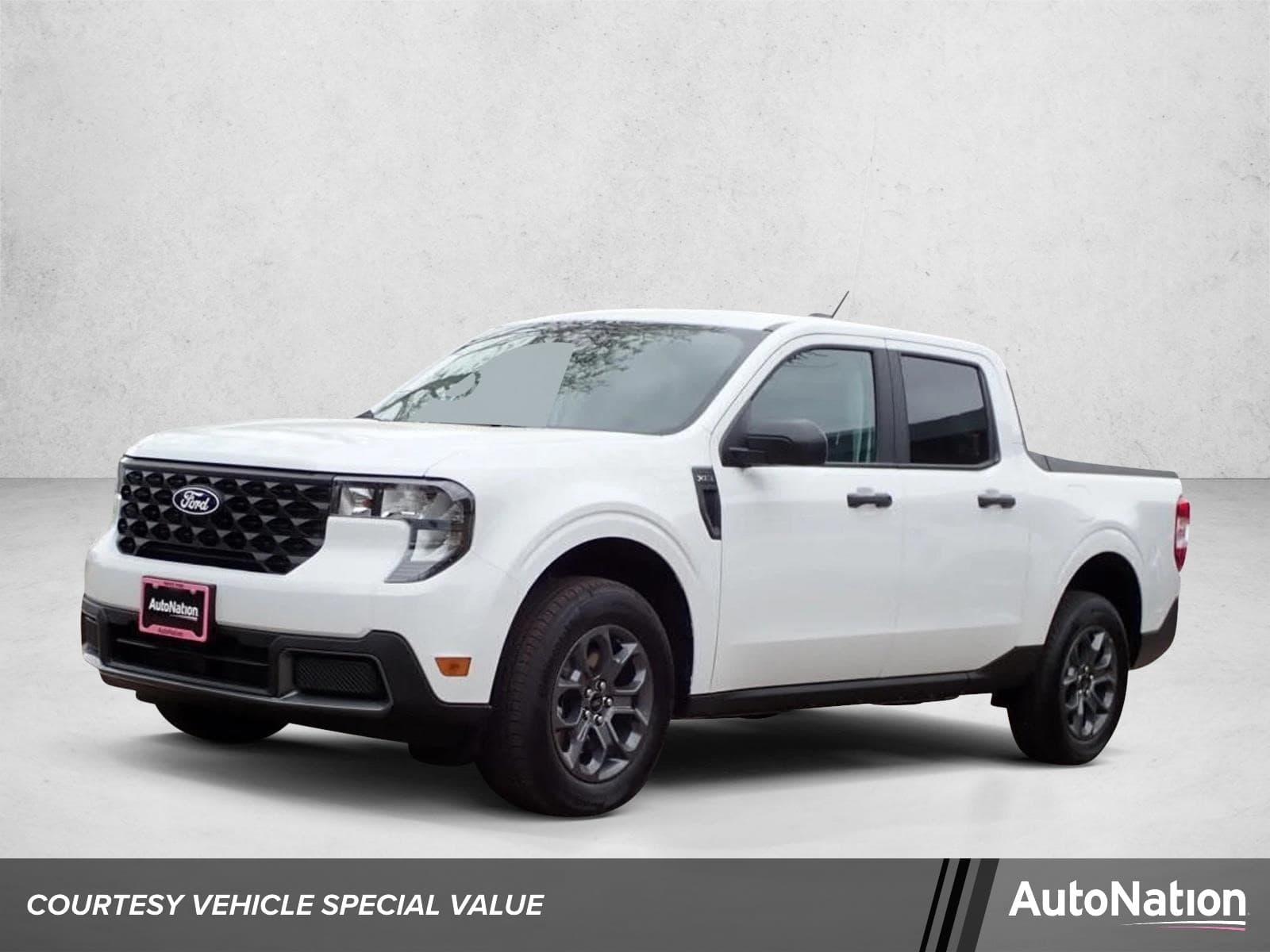 2026 Ford Maverick XLT — photo 1 of 24