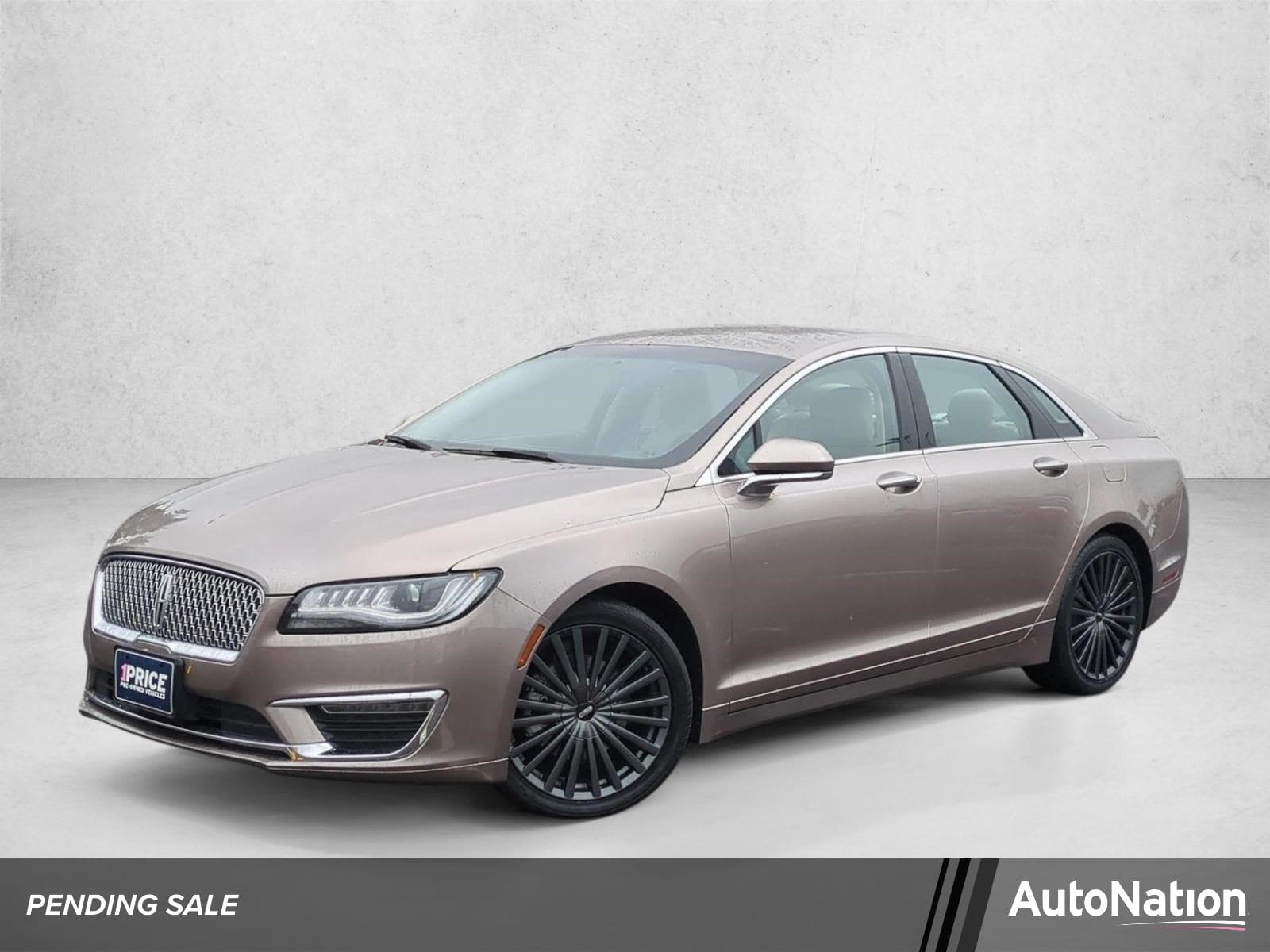 2018 Lincoln MKZ Reserve — photo 1 of 23