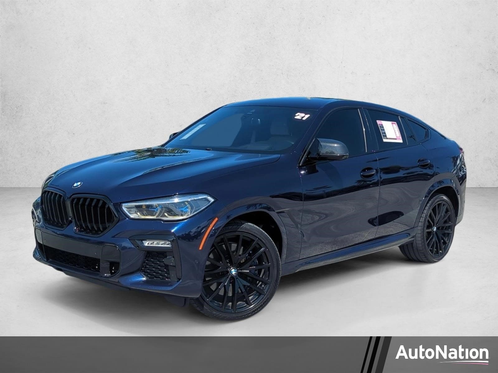 2021 BMW X6 M50i — photo 1 of 30