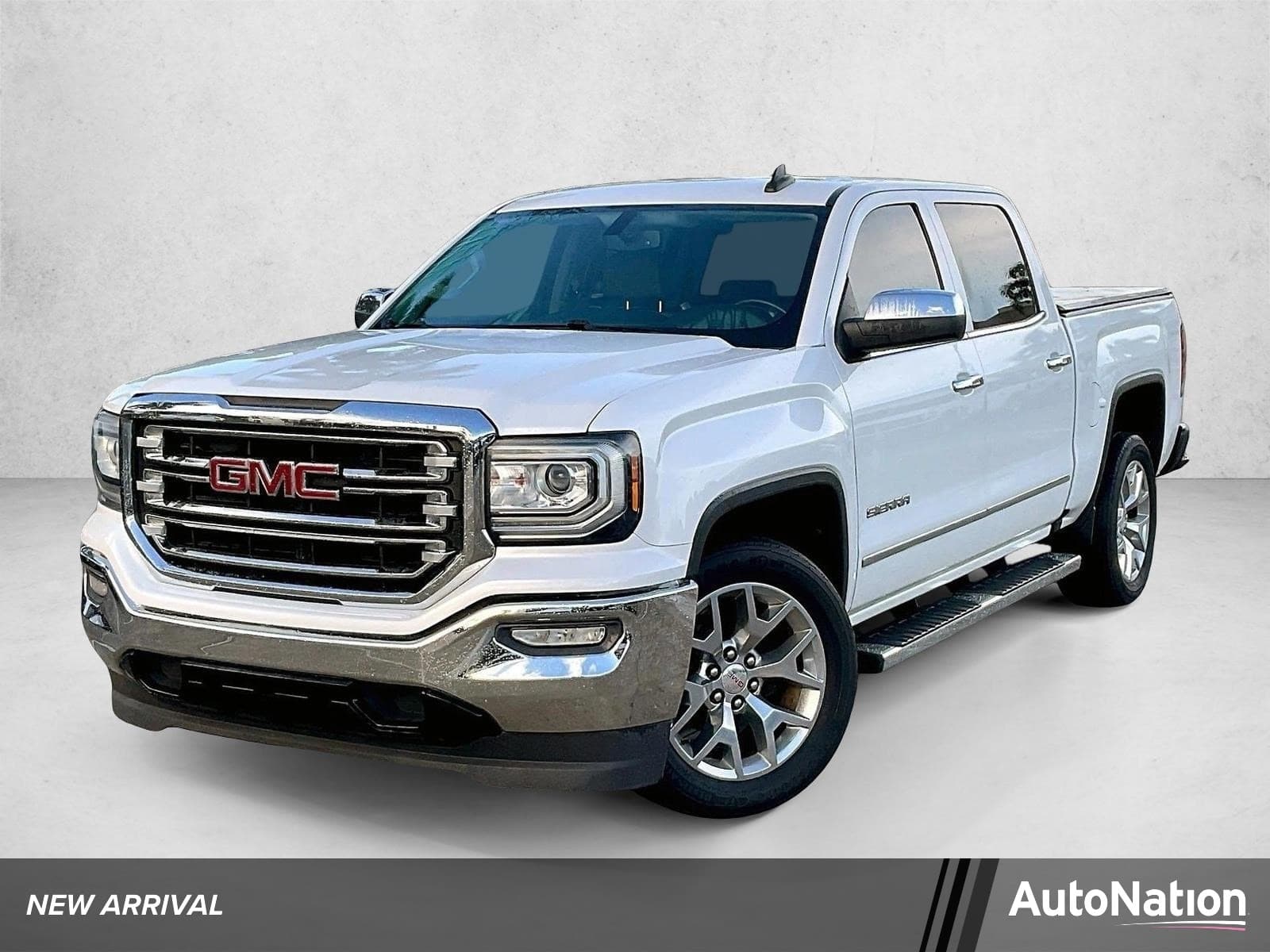 2018 GMC Sierra 1500 SLT — photo 1 of 30