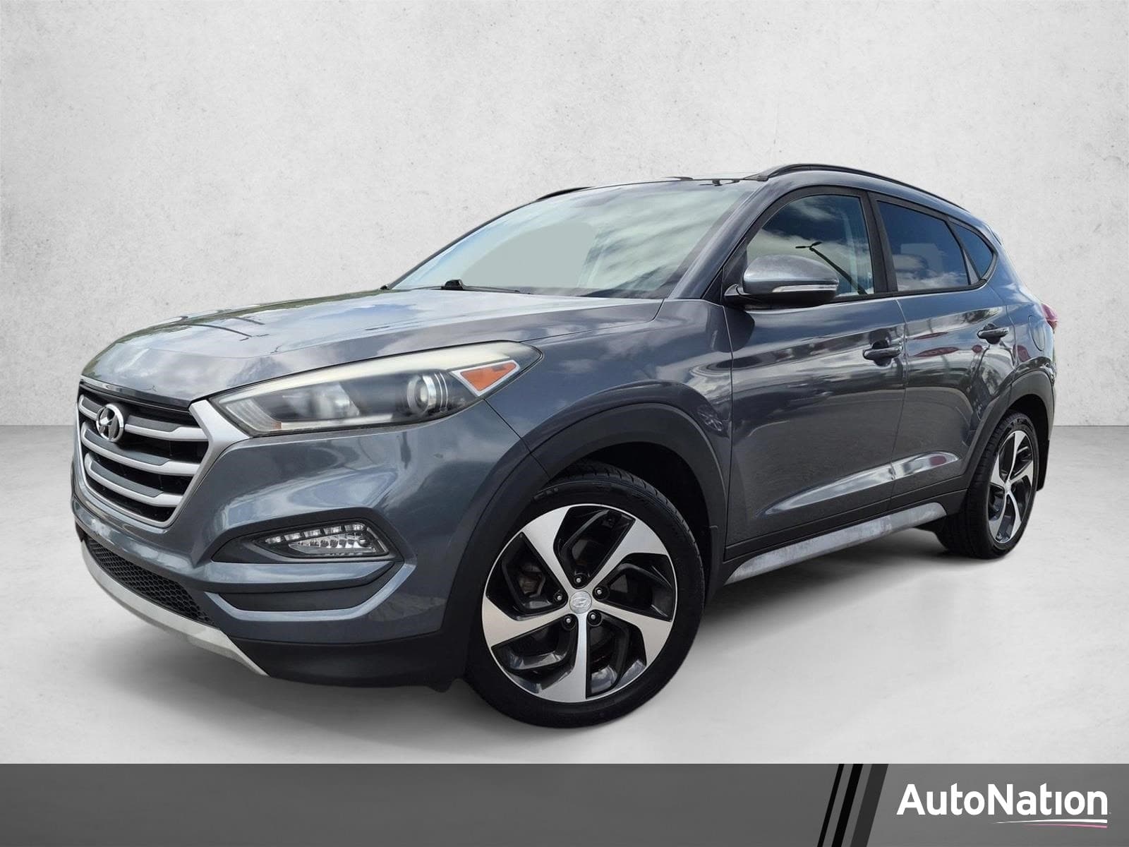 2018 Hyundai Tucson Value — photo 1 of 26
