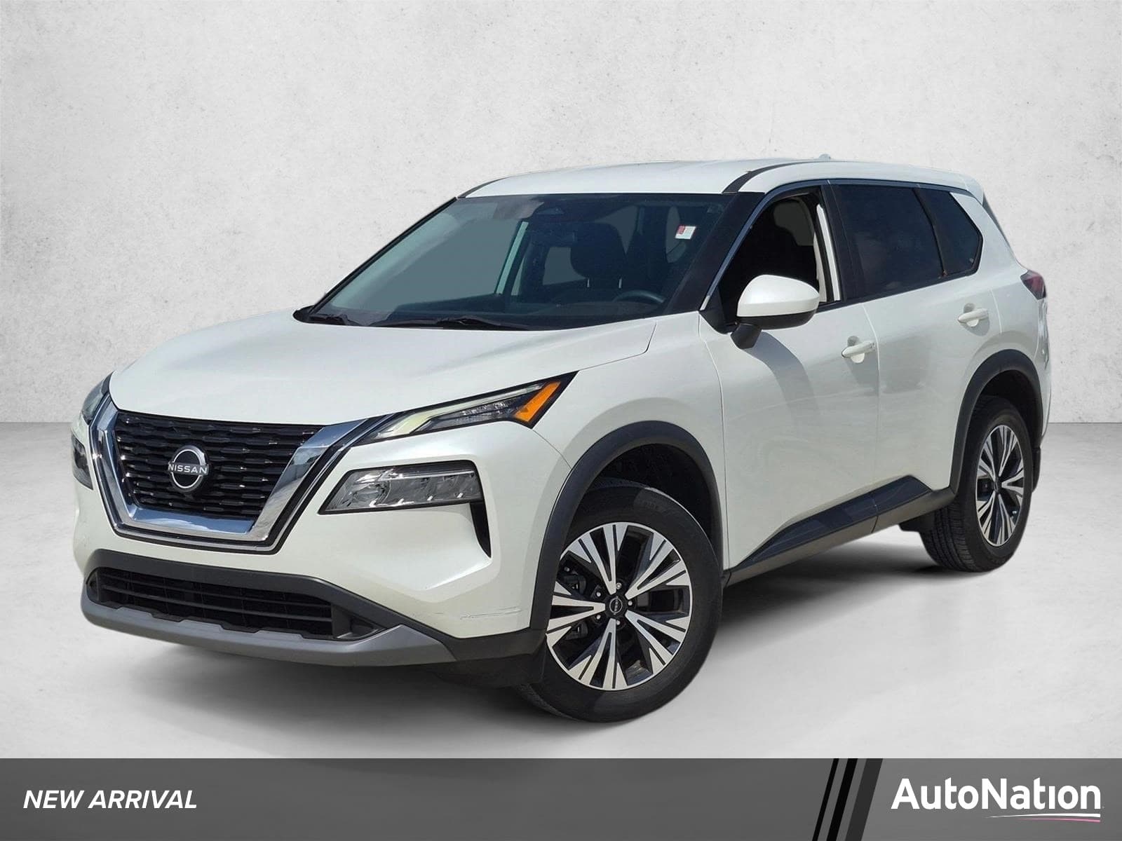 2023 Nissan Rogue SV — photo 1 of 18