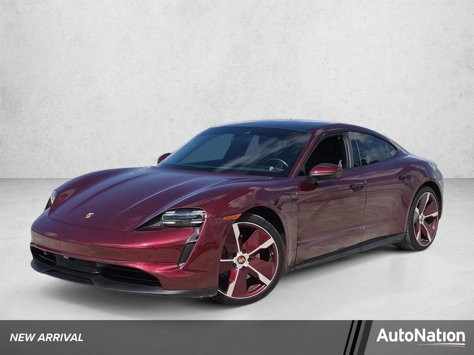 2021 Porsche Taycan Base — photo 1 of 17