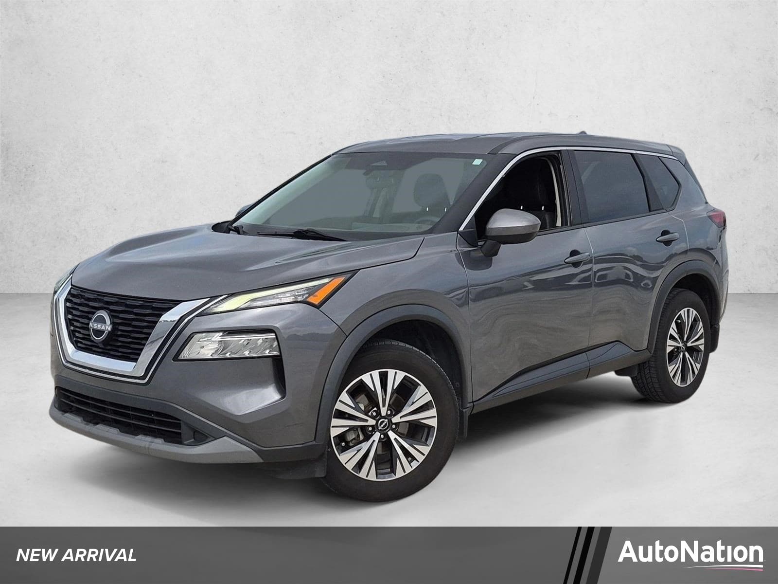 2023 Nissan Rogue SV — photo 1 of 16