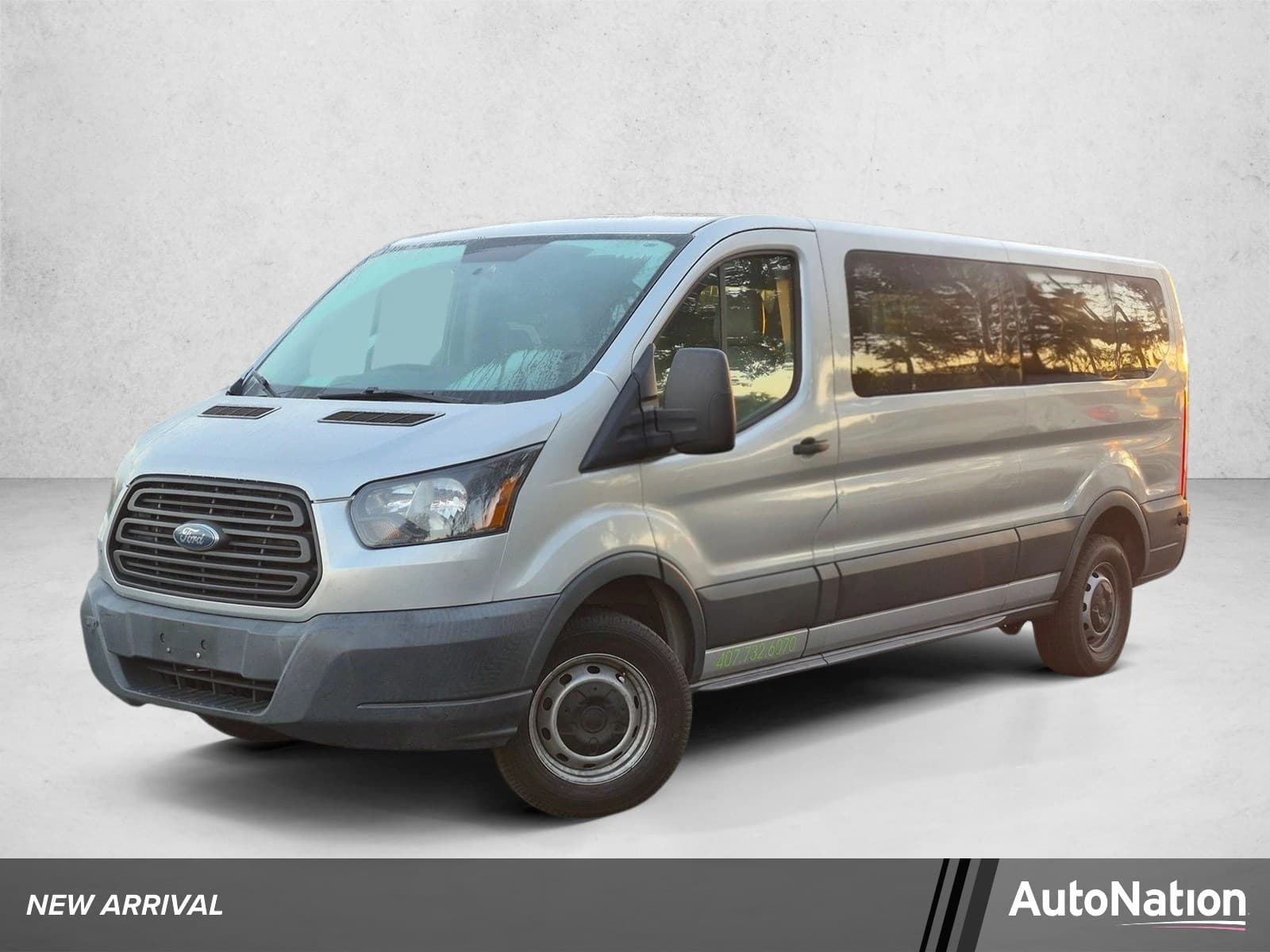 2015 Ford Transit Wagon XLT — photo 1 of 15