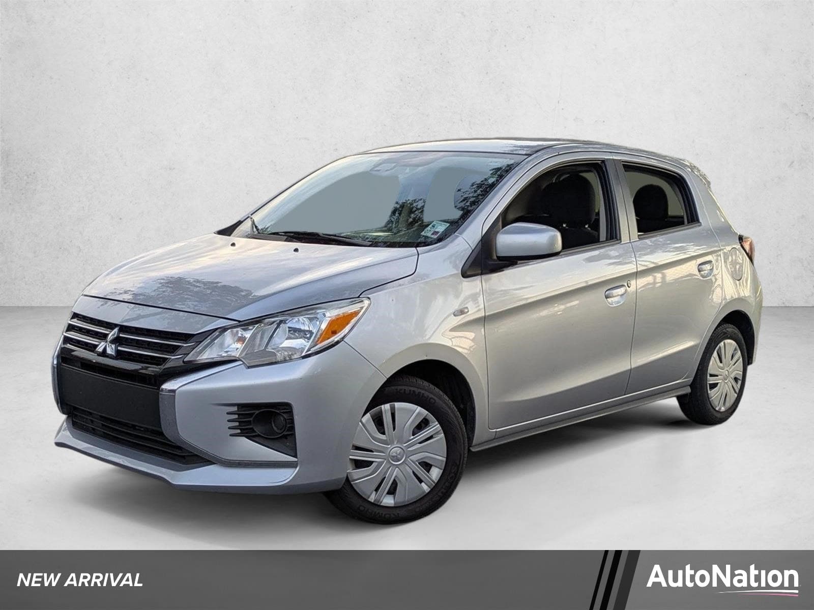2024 Mitsubishi Mirage ES — photo 1 of 15