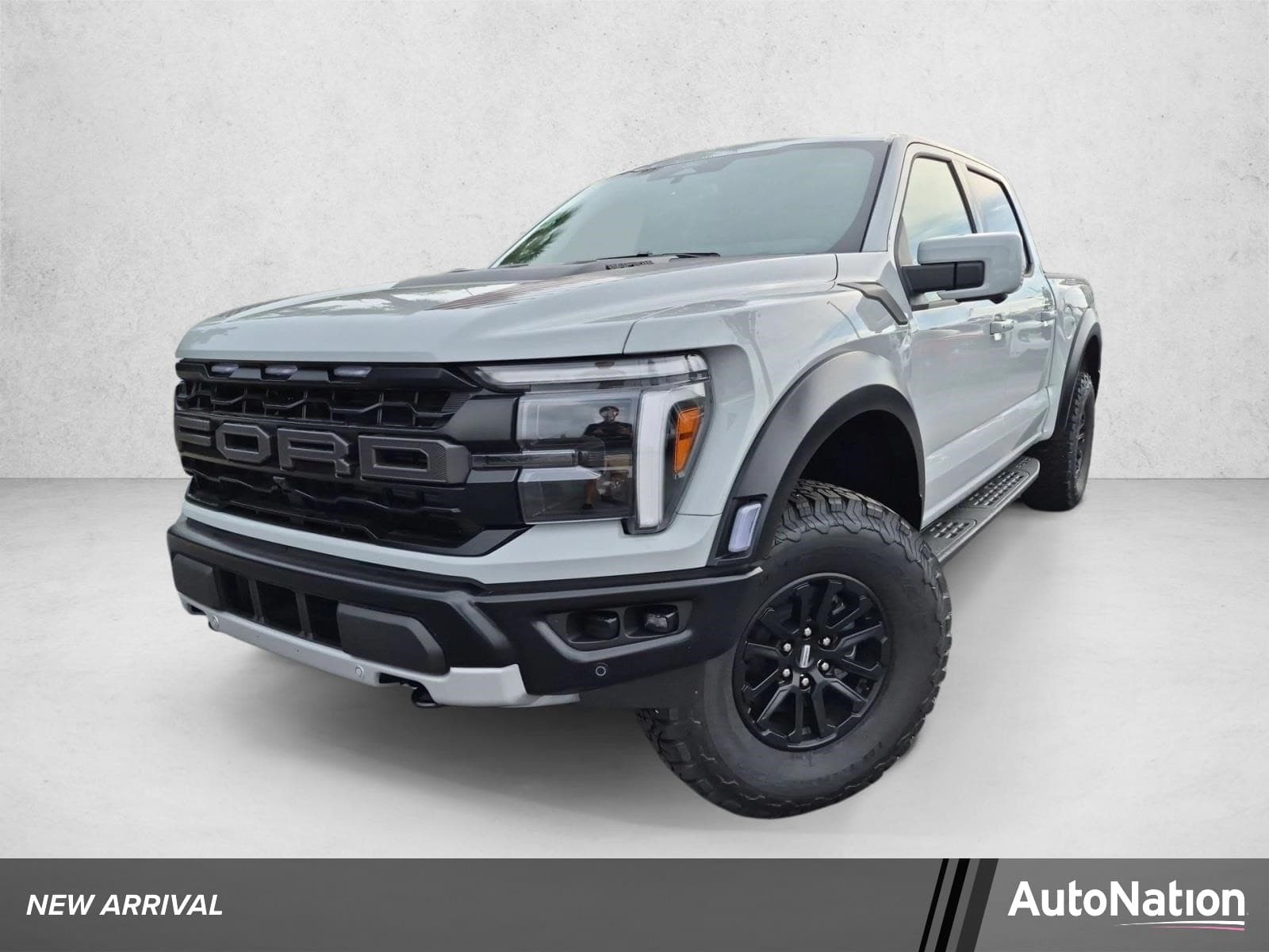 2026 Ford F-150 Raptor — photo 1 of 18