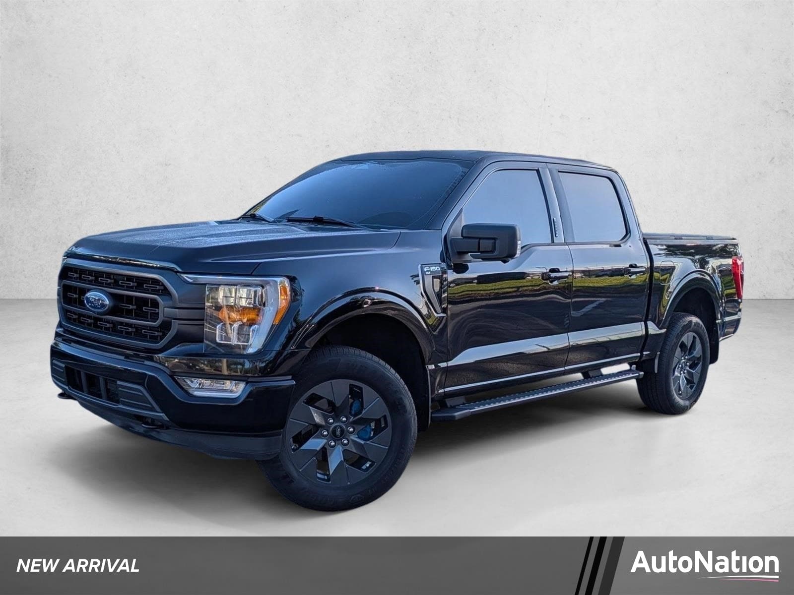 2023 Ford F-150 XLT — photo 1 of 15