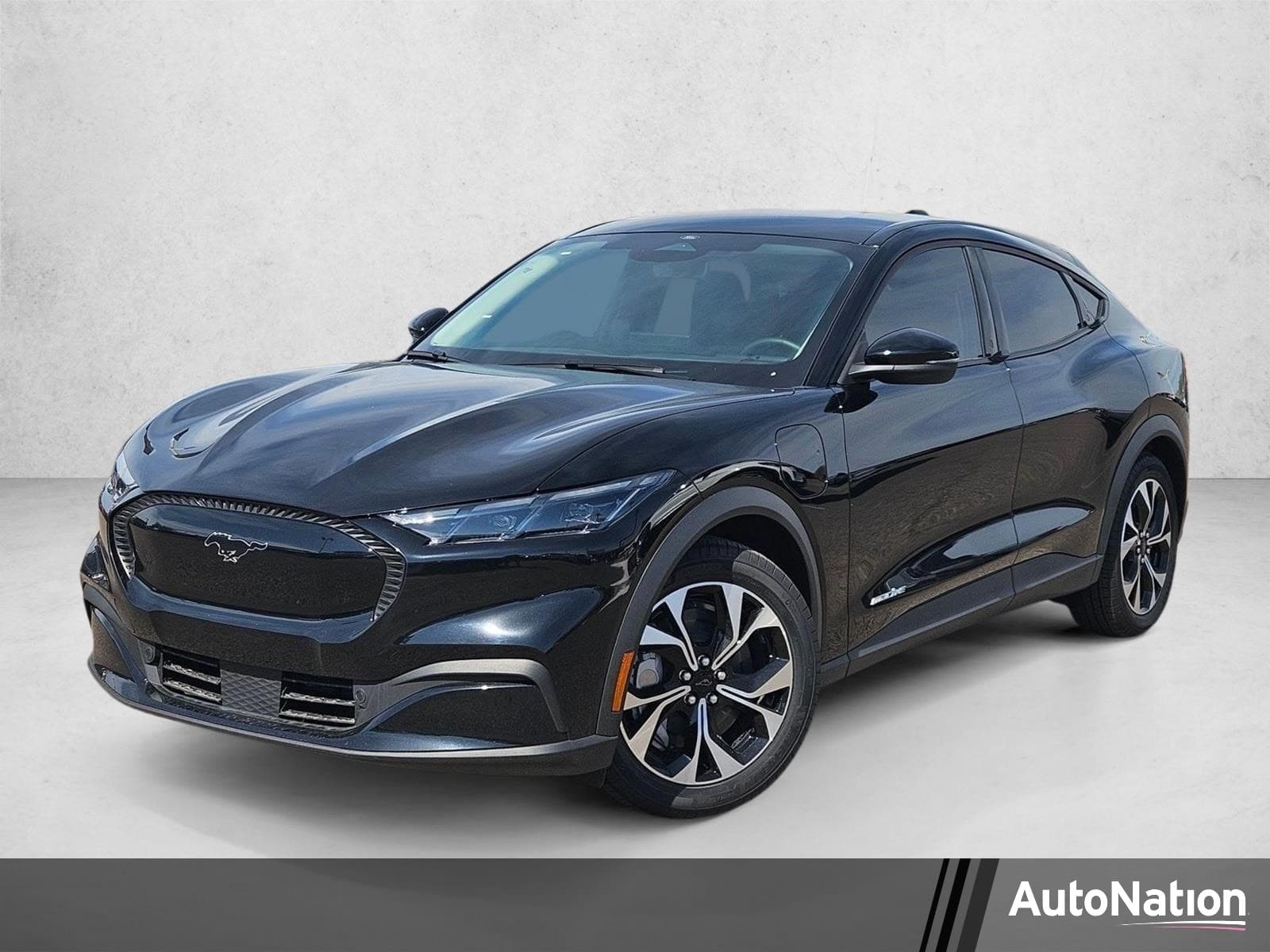 2026 Ford Mustang Mach-E Select — photo 1 of 18