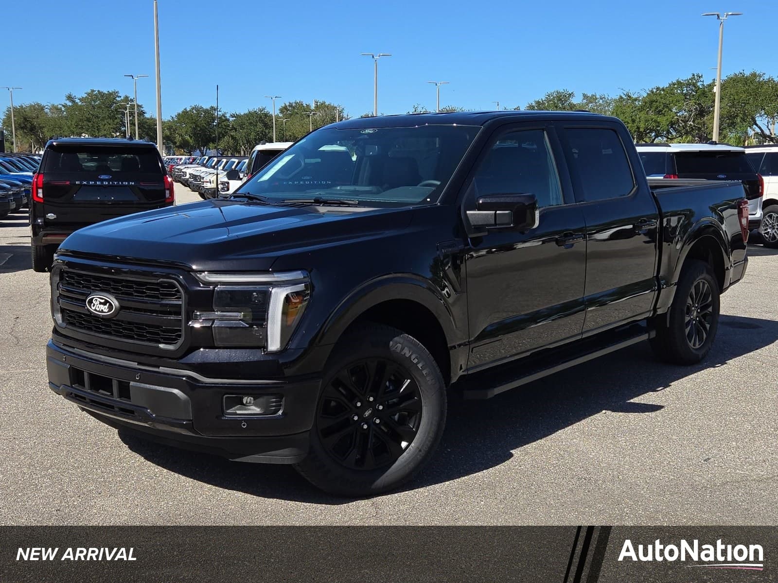 2026 Ford F-150 LARIAT — photo 1 of 18