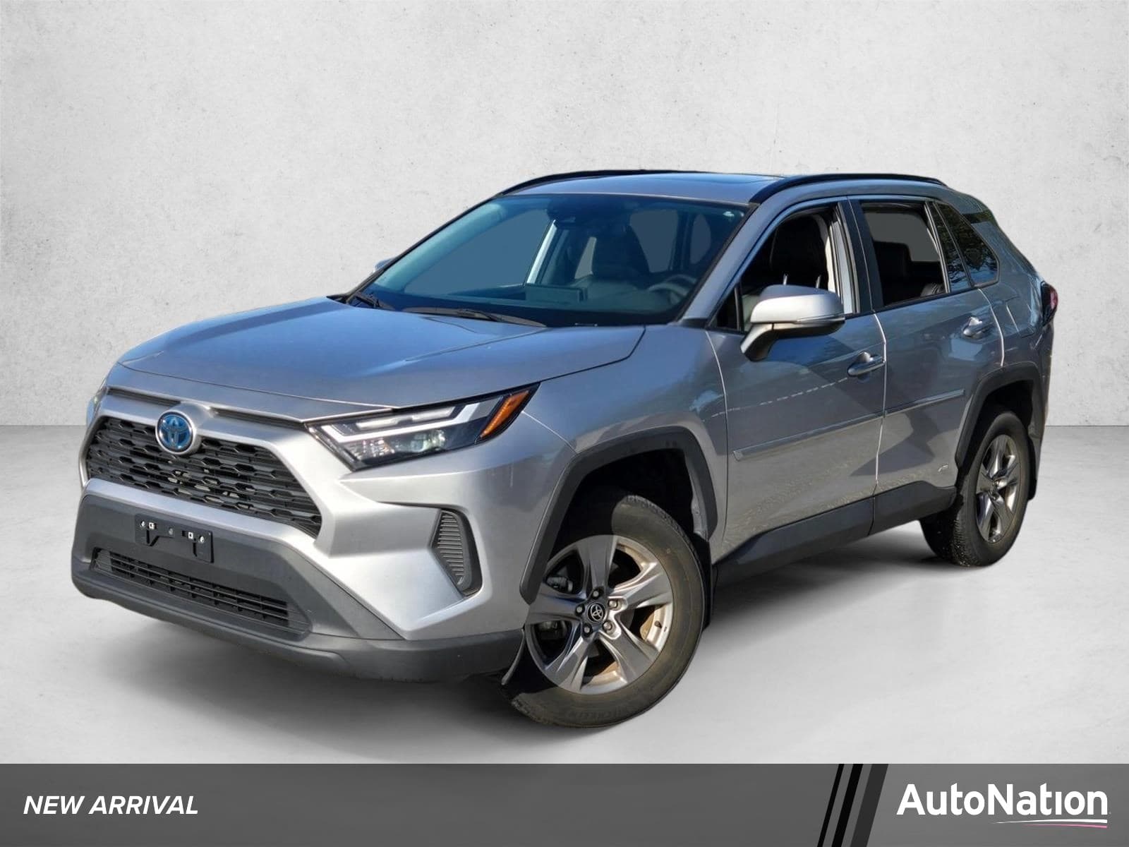 2024 Toyota RAV4 Base — photo 1 of 21