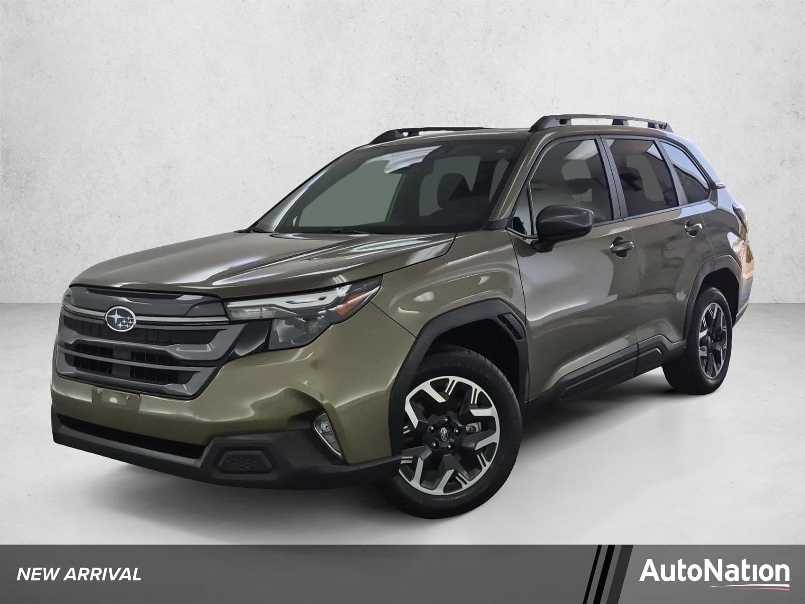 2025 Subaru Forester Premium — photo 1 of 30