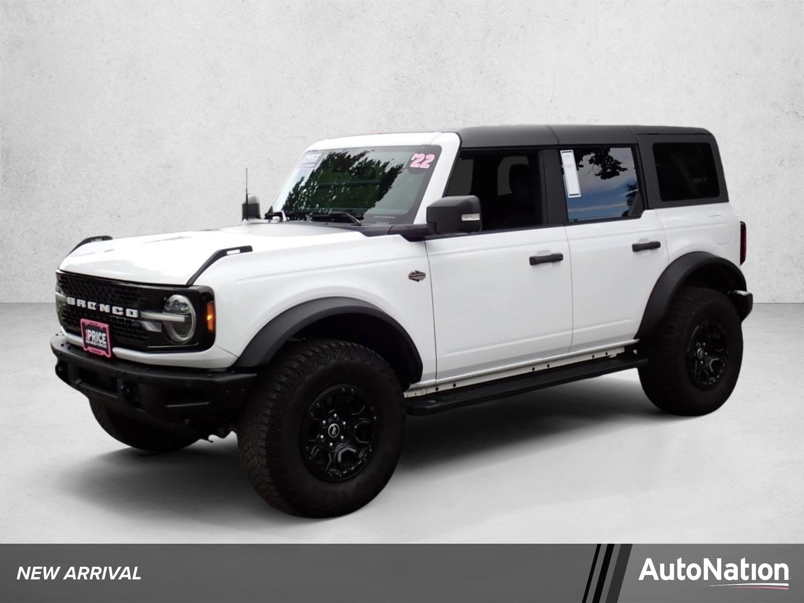 2022 Ford Bronco Base — photo 1 of 26