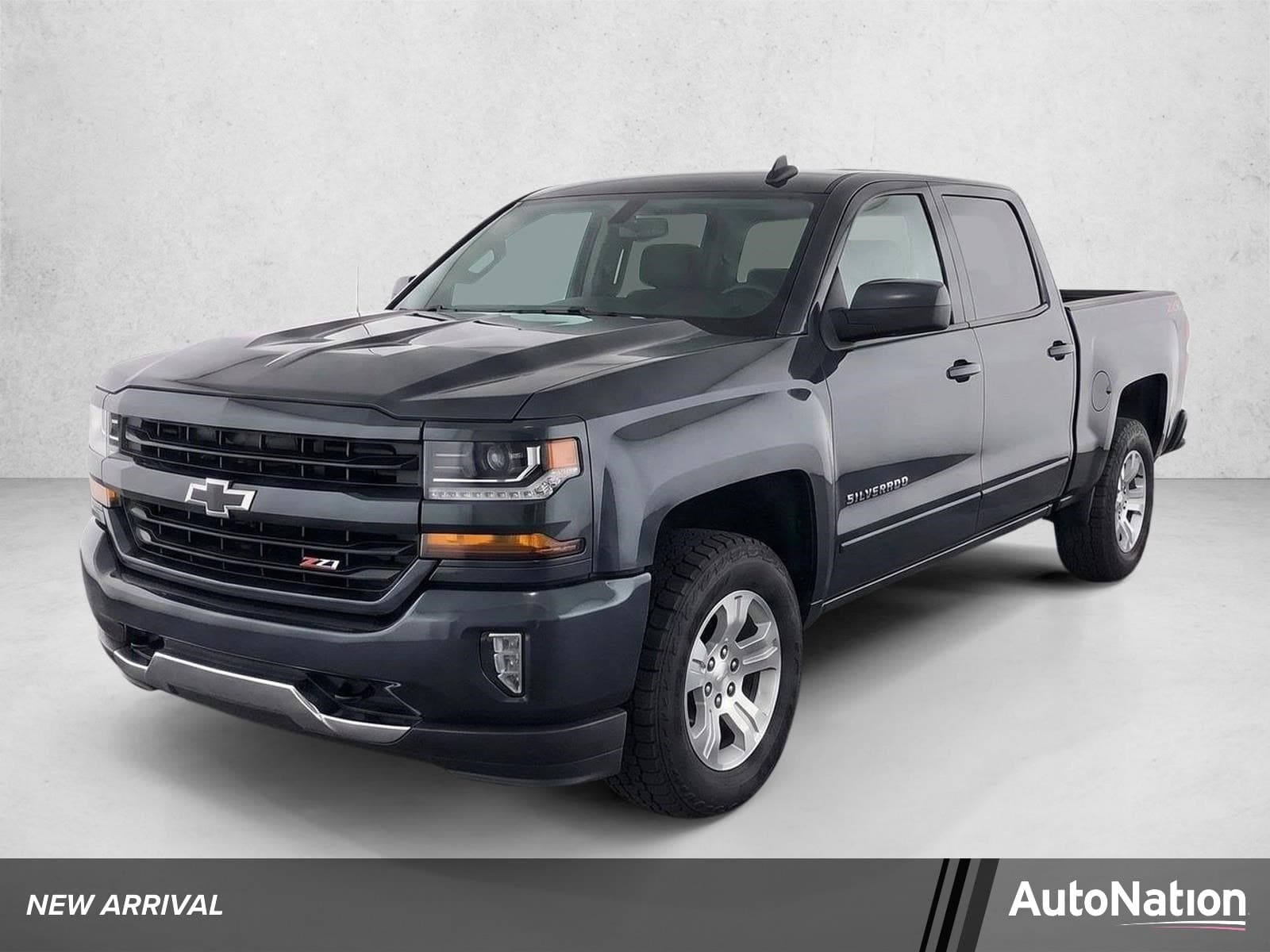 2017 Chevrolet Silverado 1500 LT — photo 1 of 25