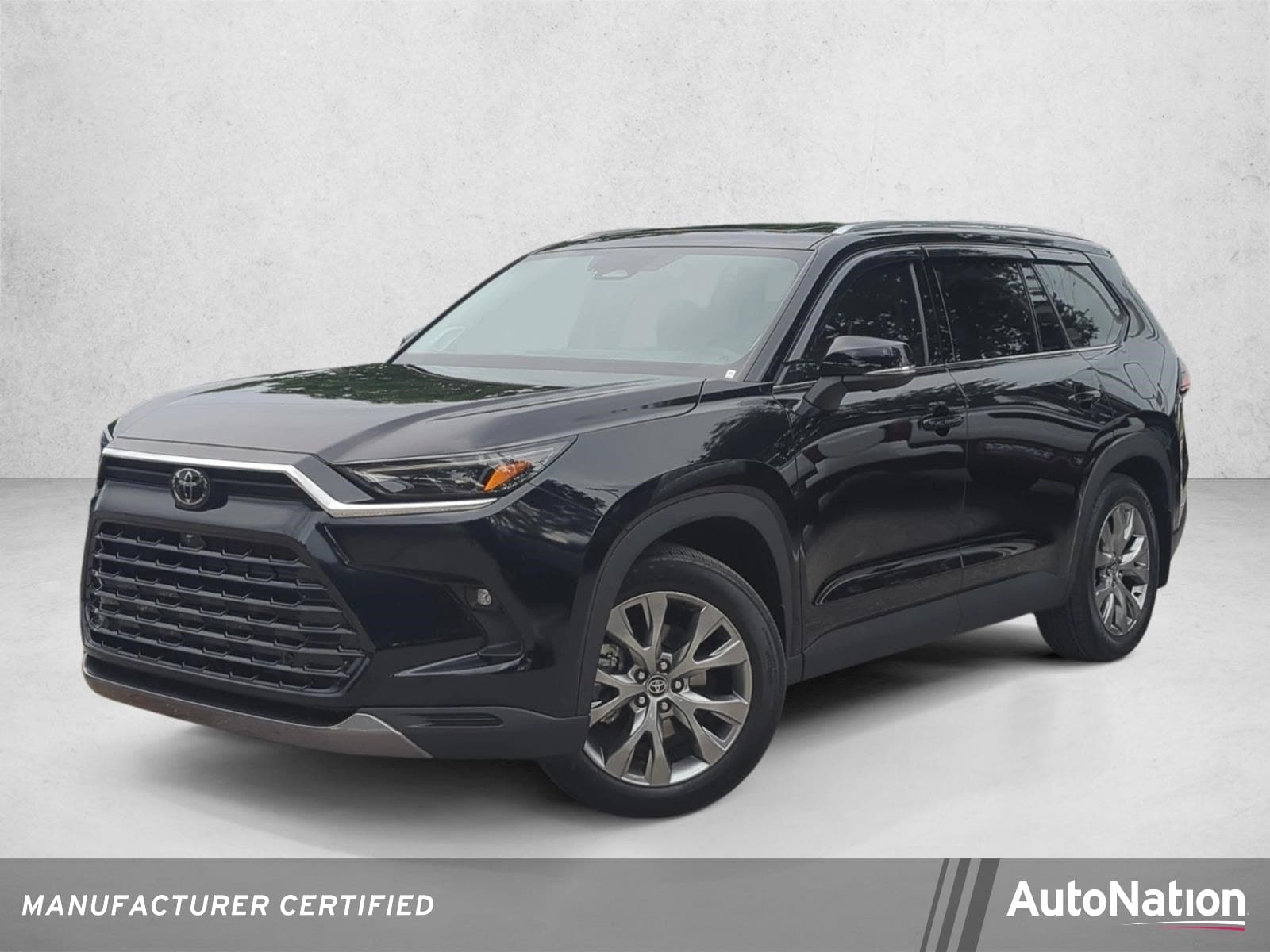 2025 Toyota Grand Highlander Hybrid Limited — photo 1 of 28