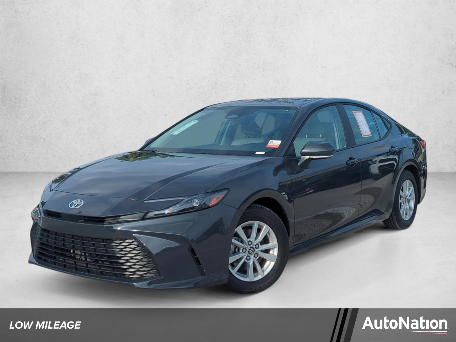 2026 Toyota Camry LE — photo 1 of 58