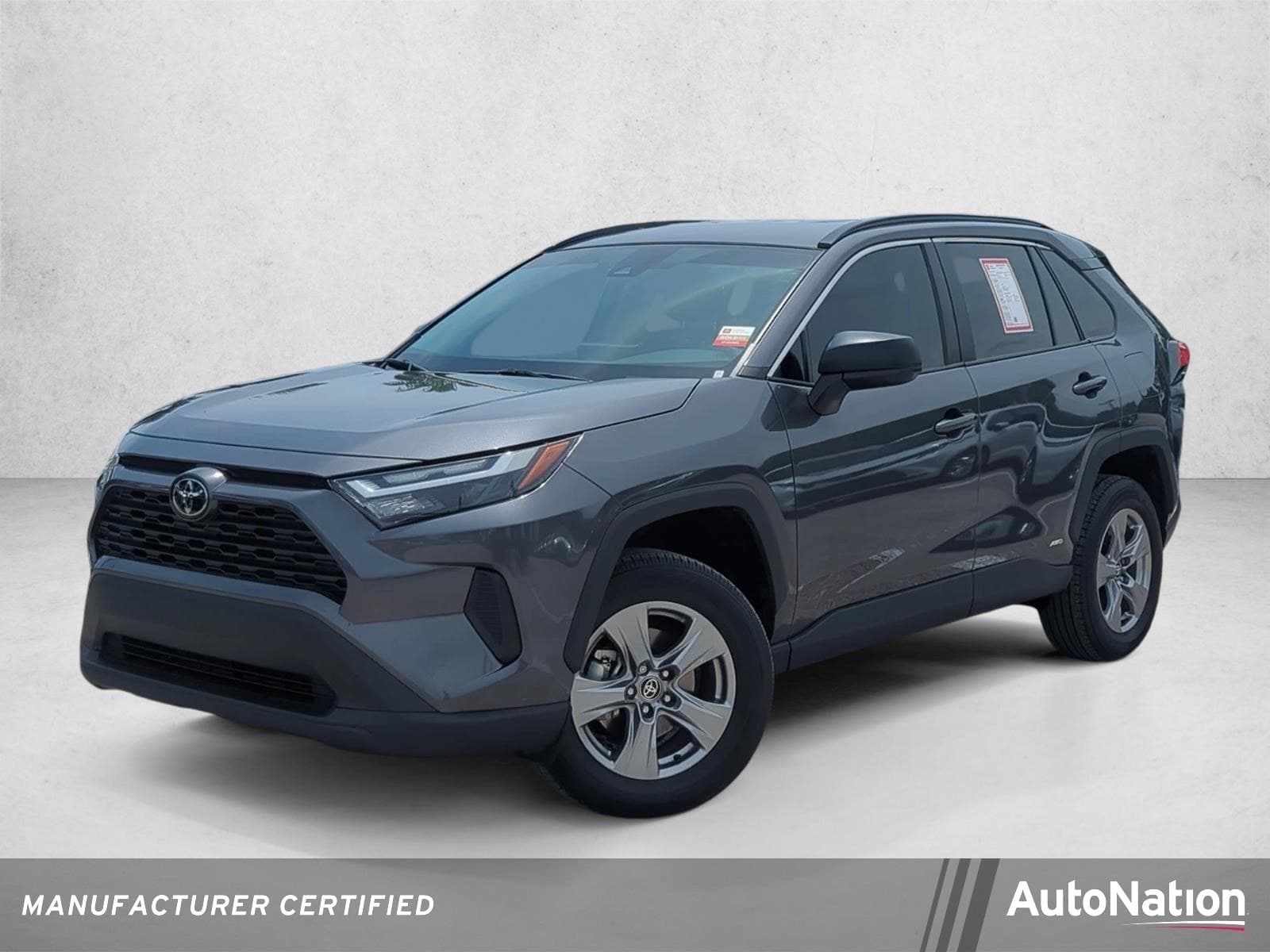 2025 Toyota RAV4 Hybrid LE — photo 1 of 26