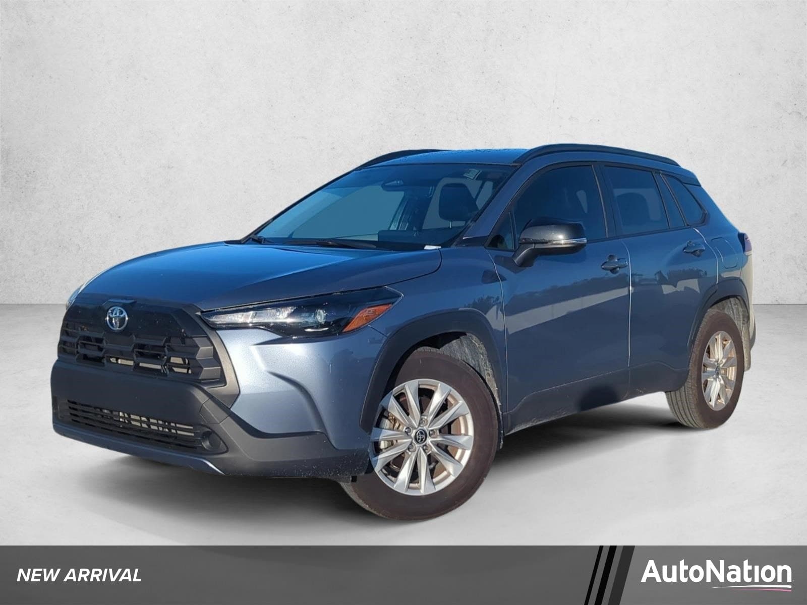2026 Toyota Corolla Cross LE — photo 1 of 18