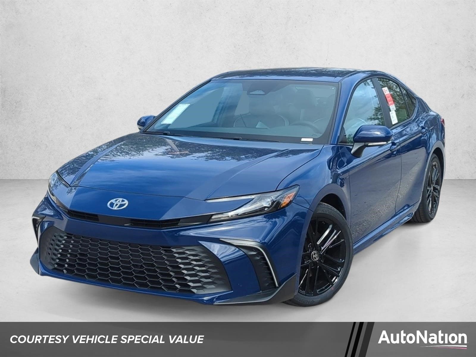 2026 Toyota Camry SE — photo 1 of 59