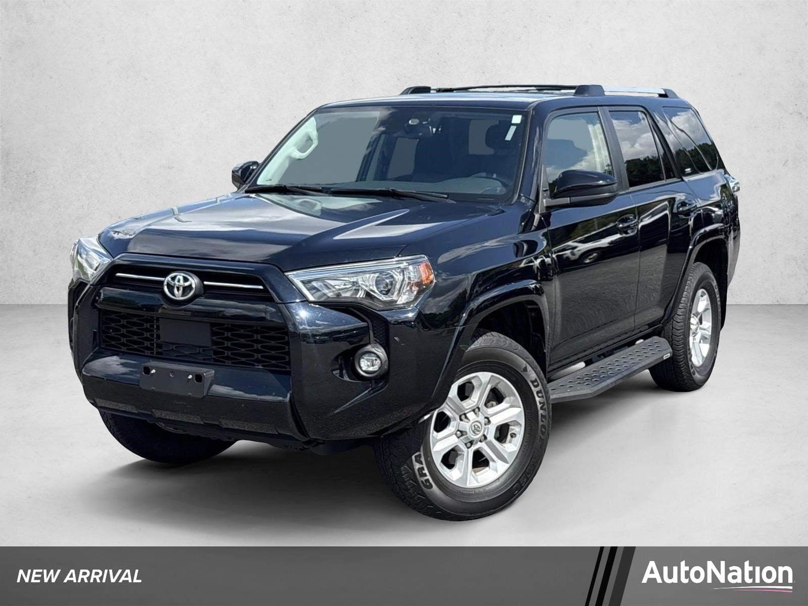2024 Toyota 4Runner SR5 — photo 1 of 30
