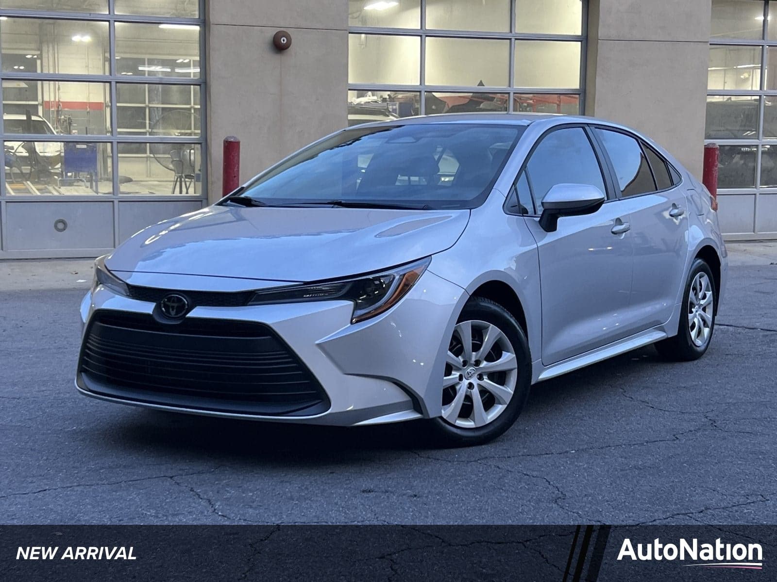 2026 Toyota Corolla LE — photo 1 of 30