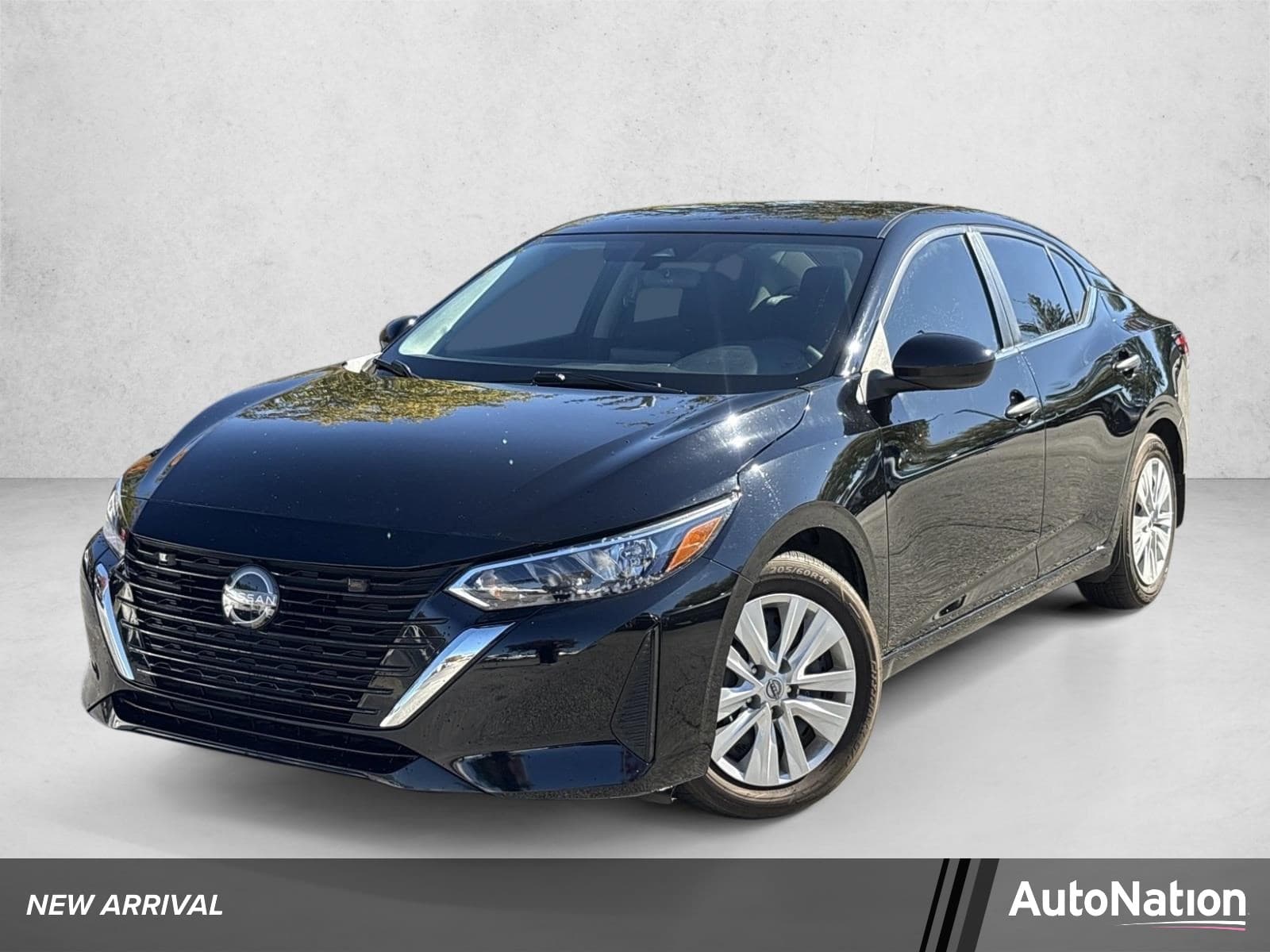 2024 Nissan Sentra S — photo 1 of 13