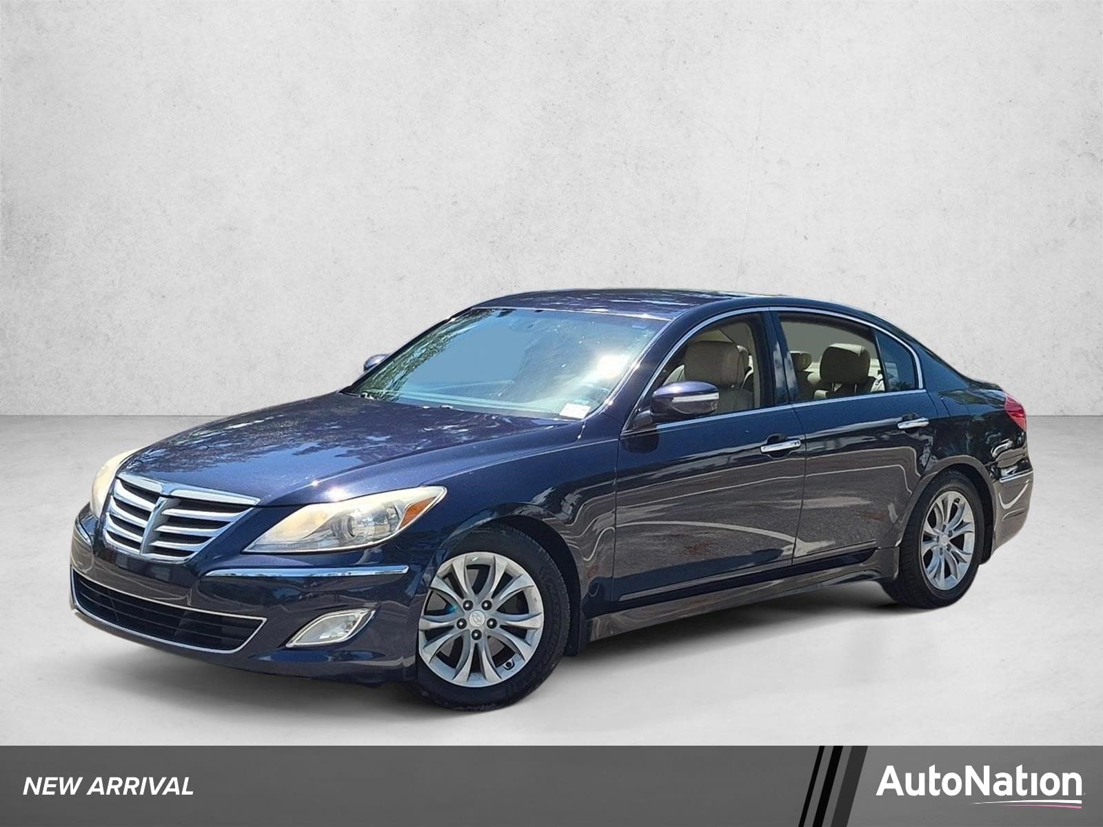 2012 Hyundai Genesis Base — photo 1 of 17