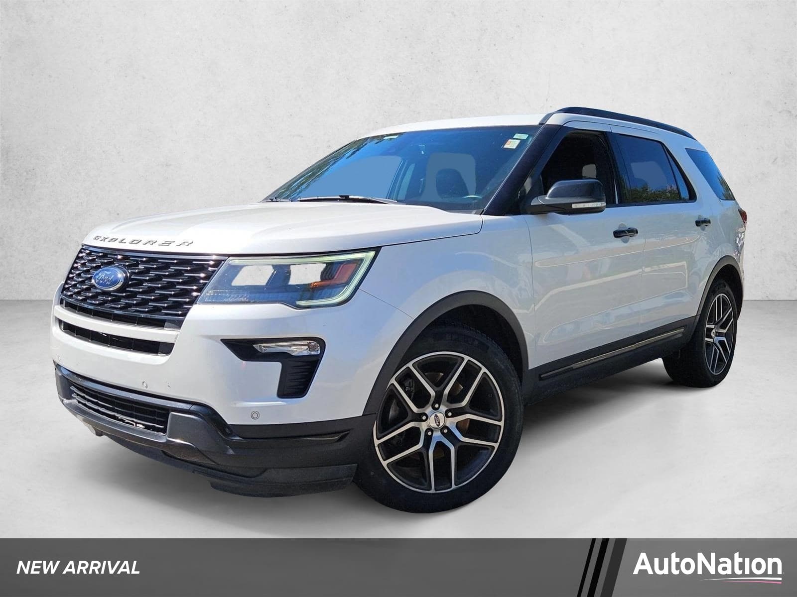 2018 Ford Explorer Sport — photo 1 of 15