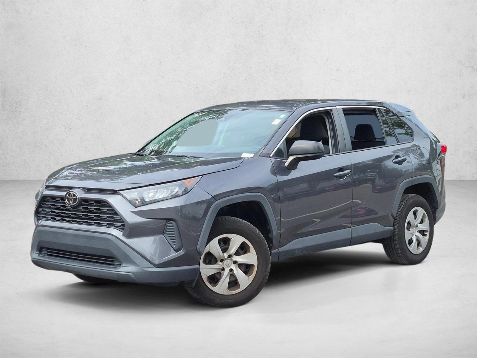 2022 Toyota RAV4 LE — photo 1 of 16
